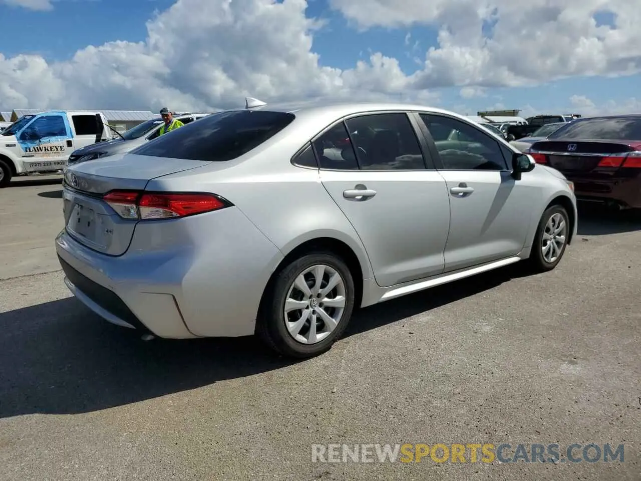 3 Фотография поврежденного автомобиля 5YFEPMAEXMP225038 TOYOTA COROLLA 2021