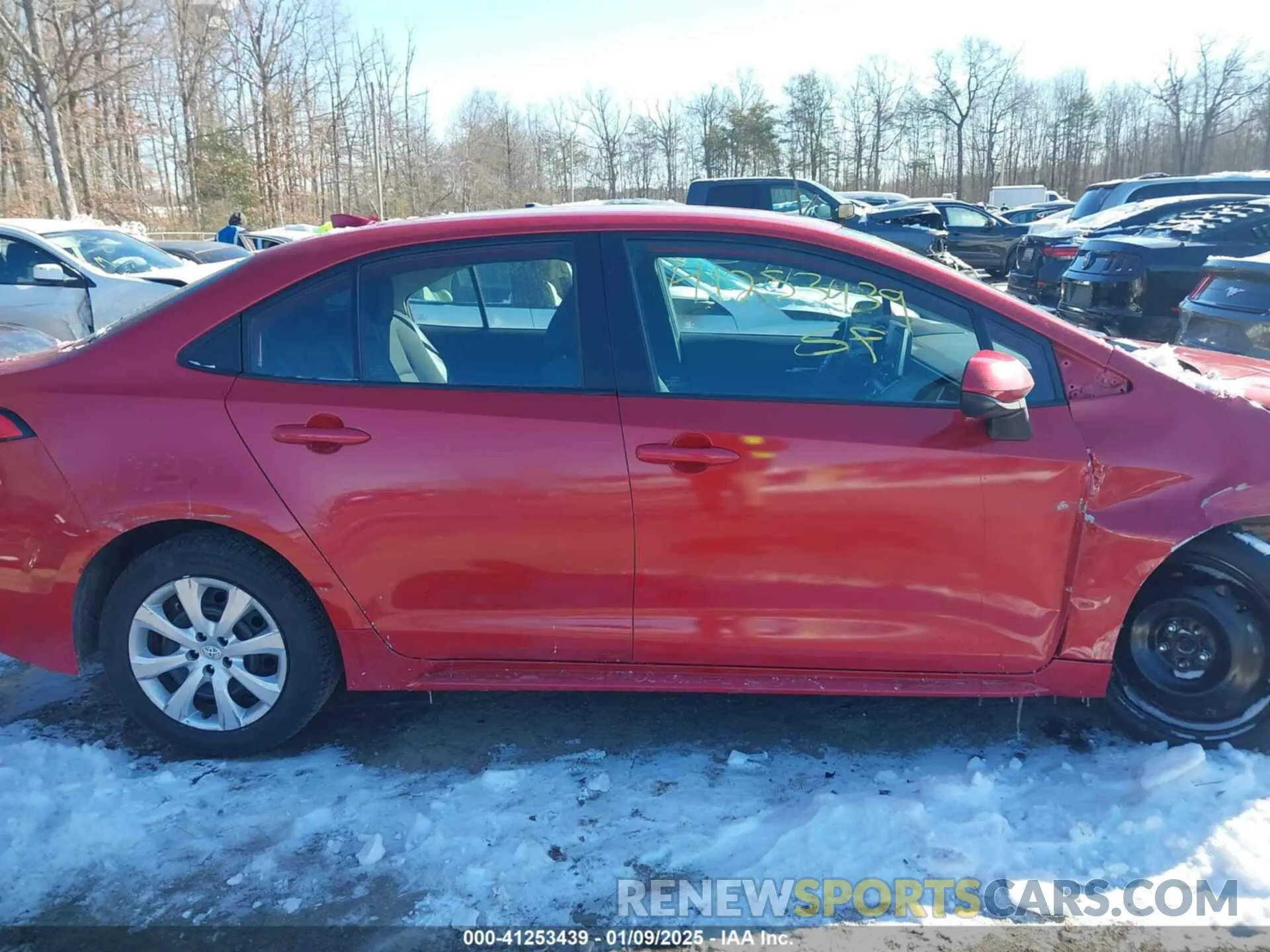 13 Photograph of a damaged car 5YFEPMAEXMP237674 TOYOTA COROLLA 2021