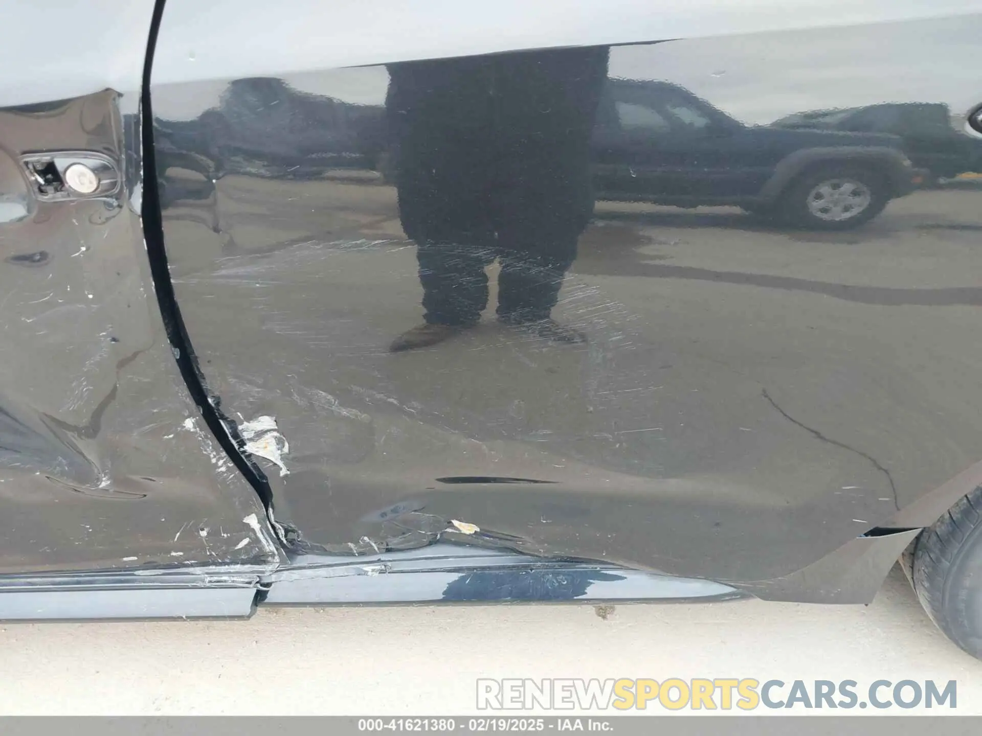 18 Photograph of a damaged car 5YFEPMAEXMP238498 TOYOTA COROLLA 2021