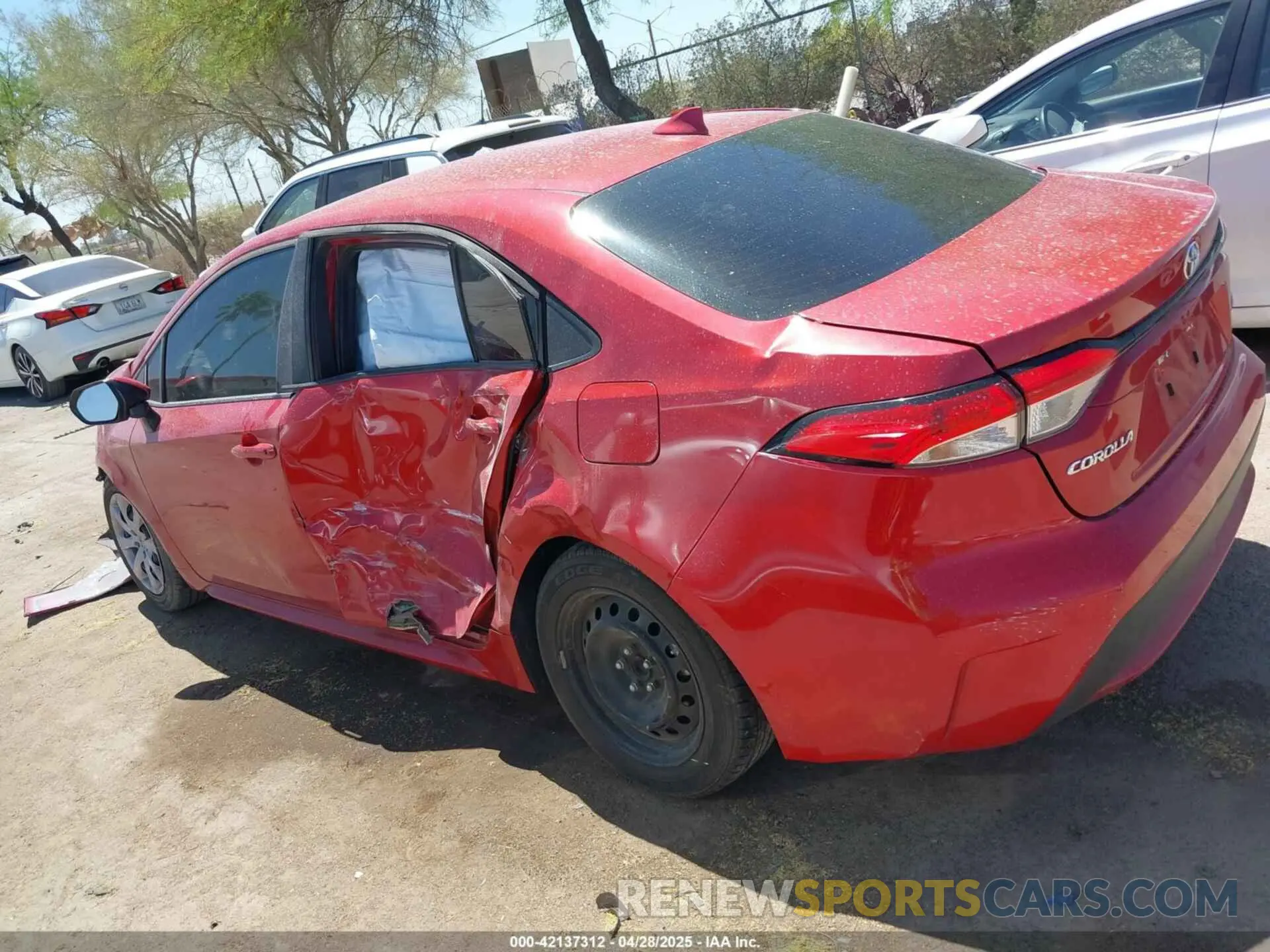 13 Фотография поврежденного автомобиля 5YFEPMAEXMP256242 TOYOTA COROLLA 2021