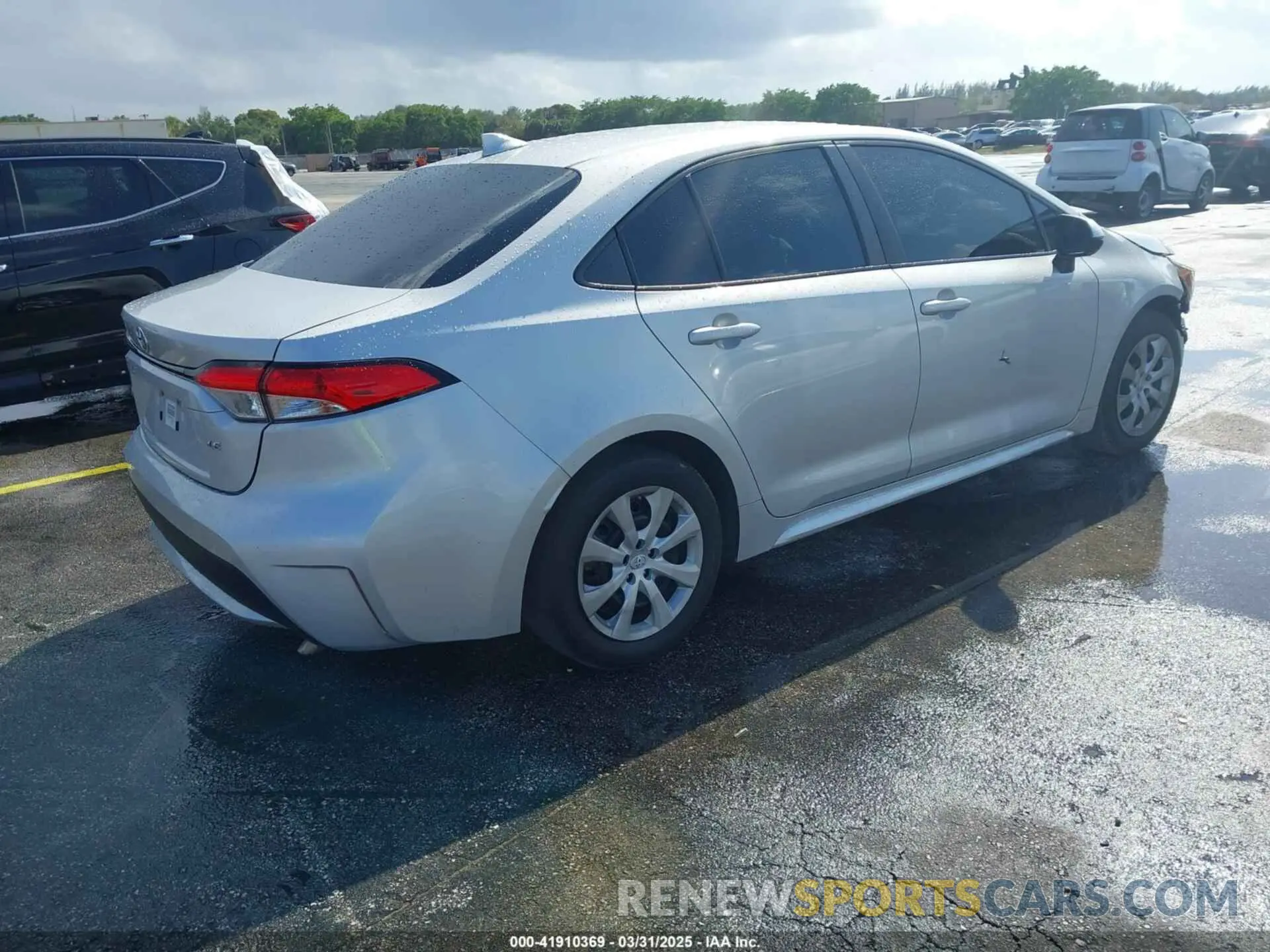 4 Photograph of a damaged car 5YFEPMAEXMP267127 TOYOTA COROLLA 2021
