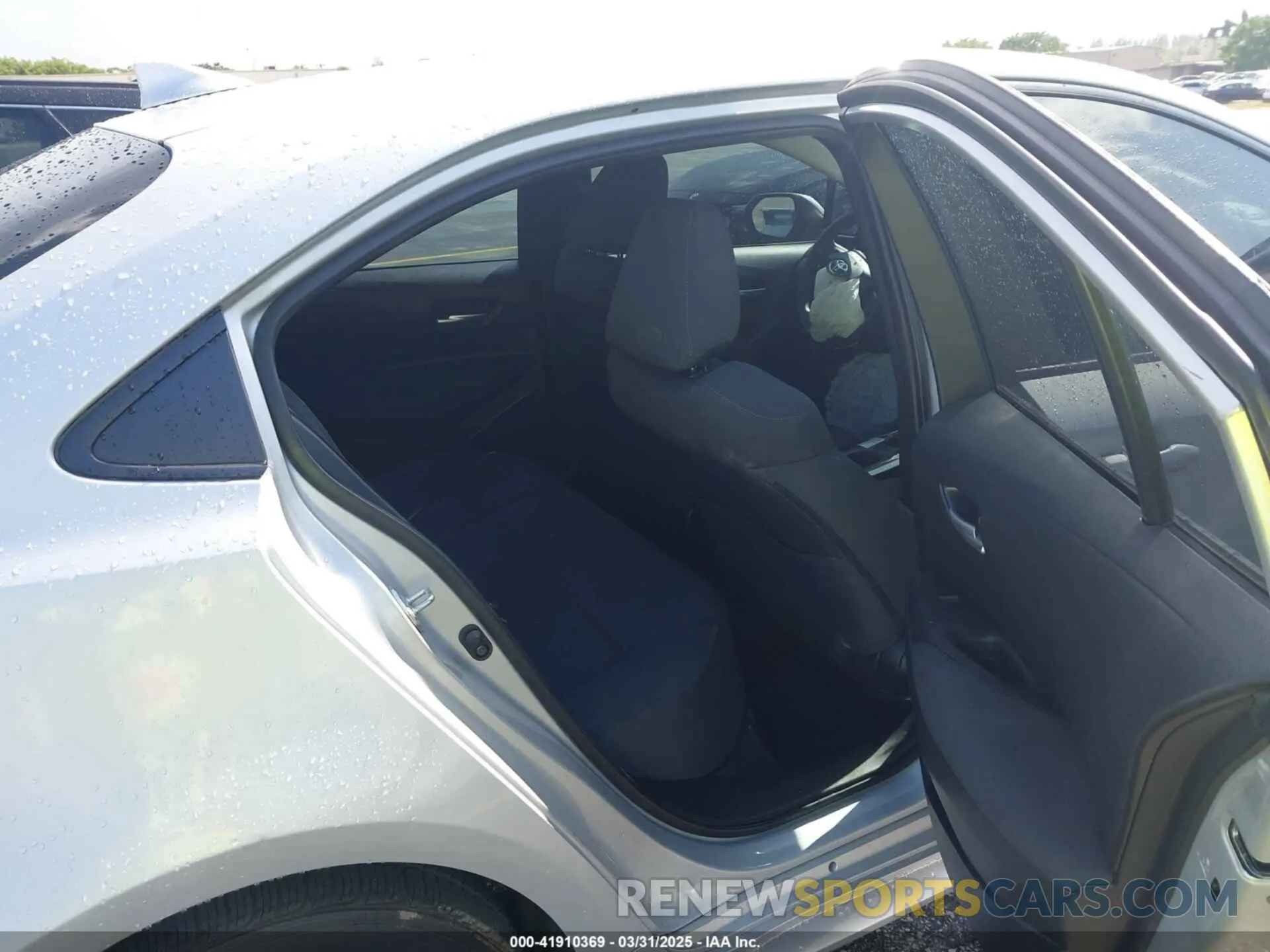8 Photograph of a damaged car 5YFEPMAEXMP267127 TOYOTA COROLLA 2021