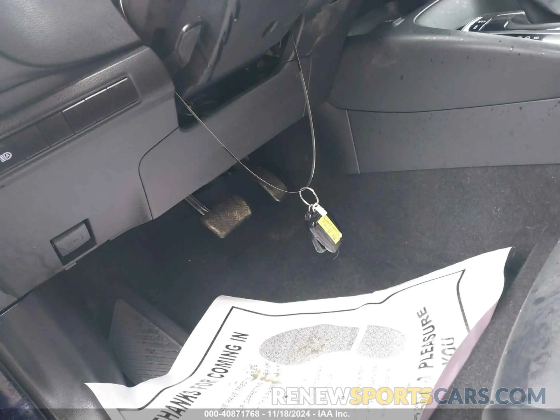 11 Photograph of a damaged car 5YFFPMAE4MP163463 TOYOTA COROLLA 2021