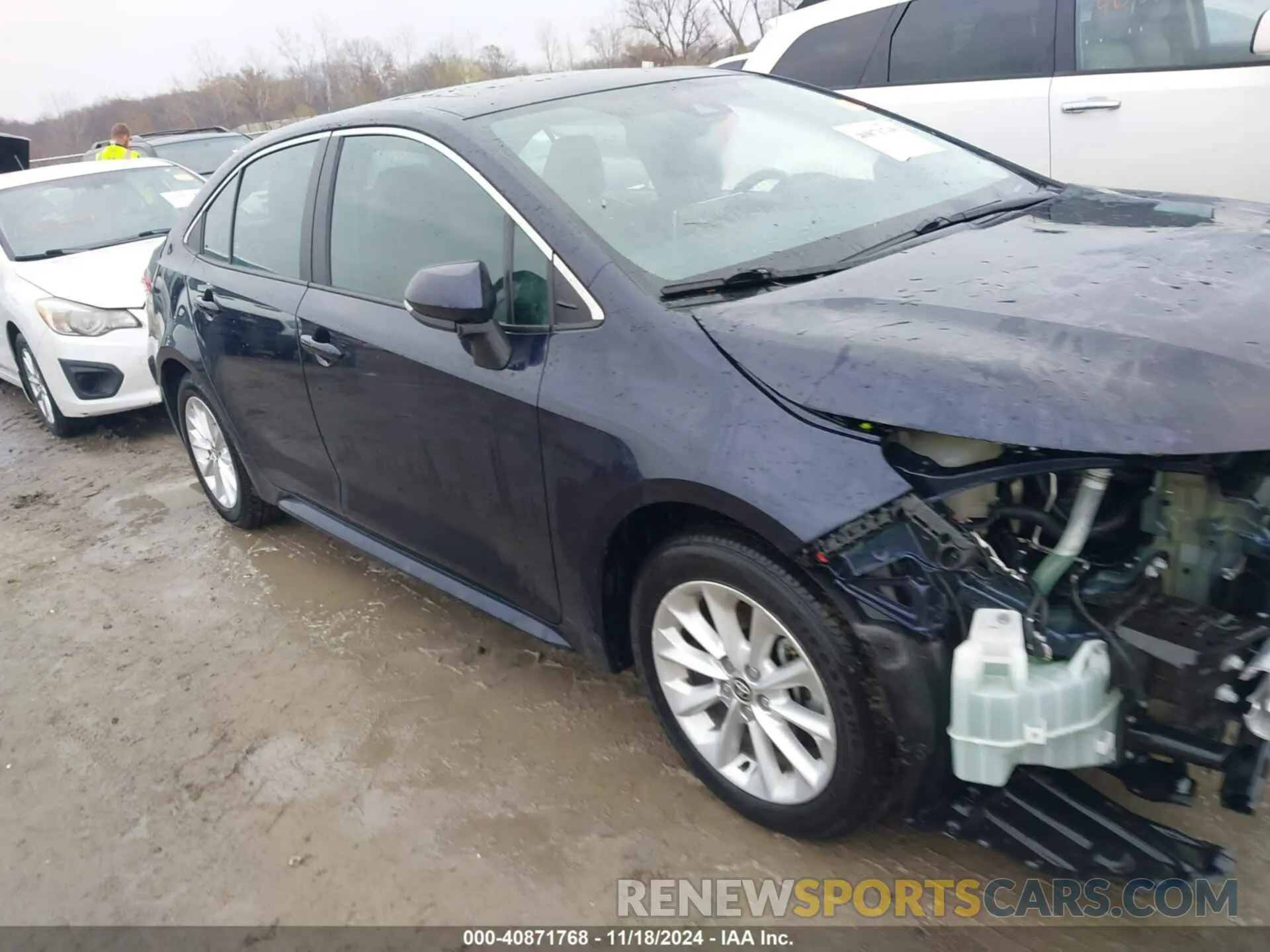 14 Photograph of a damaged car 5YFFPMAE4MP163463 TOYOTA COROLLA 2021