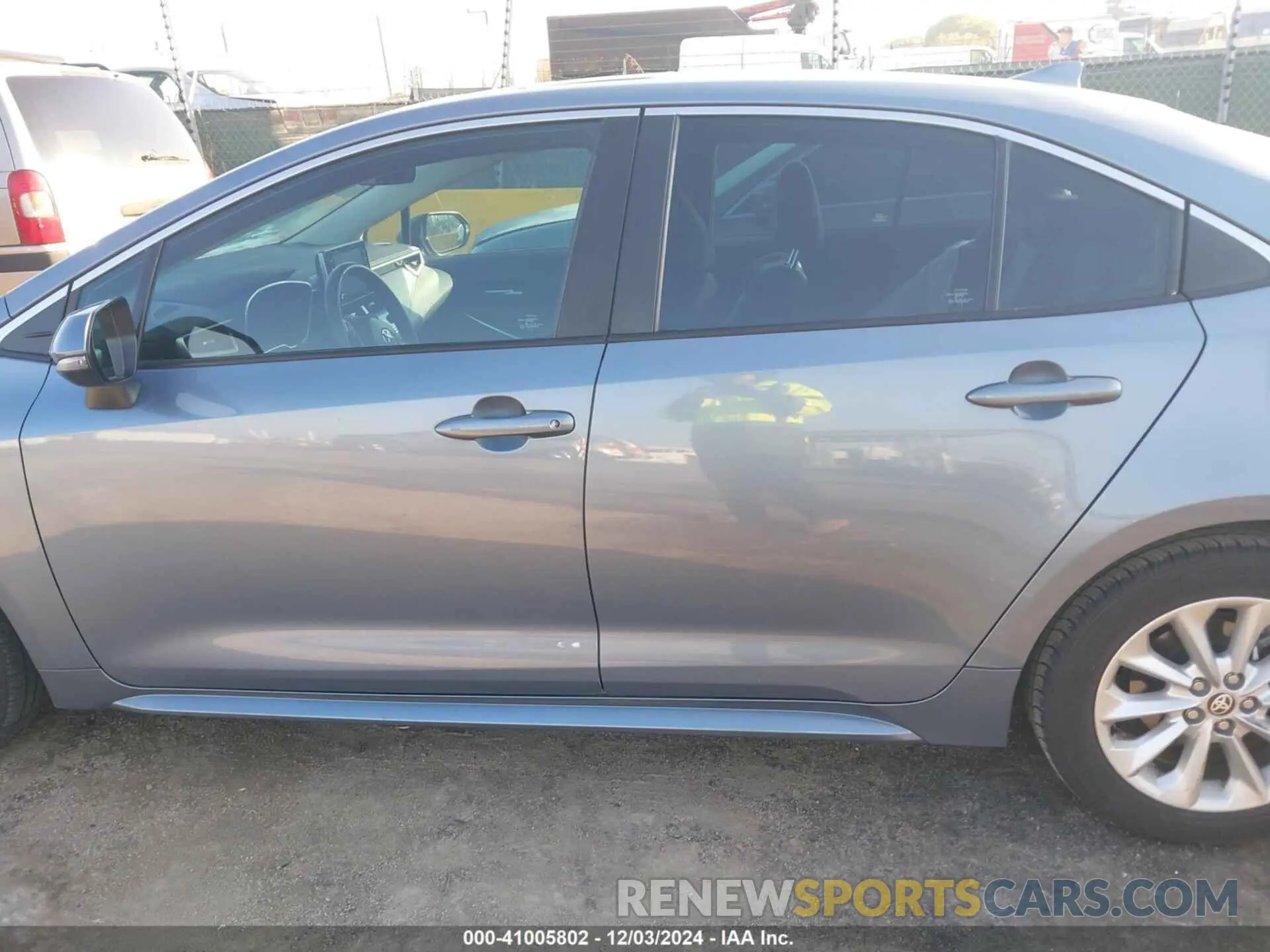 14 Фотография поврежденного автомобиля 5YFFPMAE4MP270061 TOYOTA COROLLA 2021