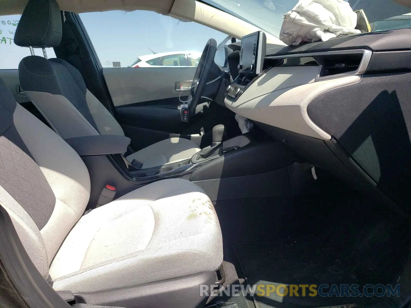 5 Photograph of a damaged car 5YFHPMAE7MP236737 TOYOTA COROLLA 2021
