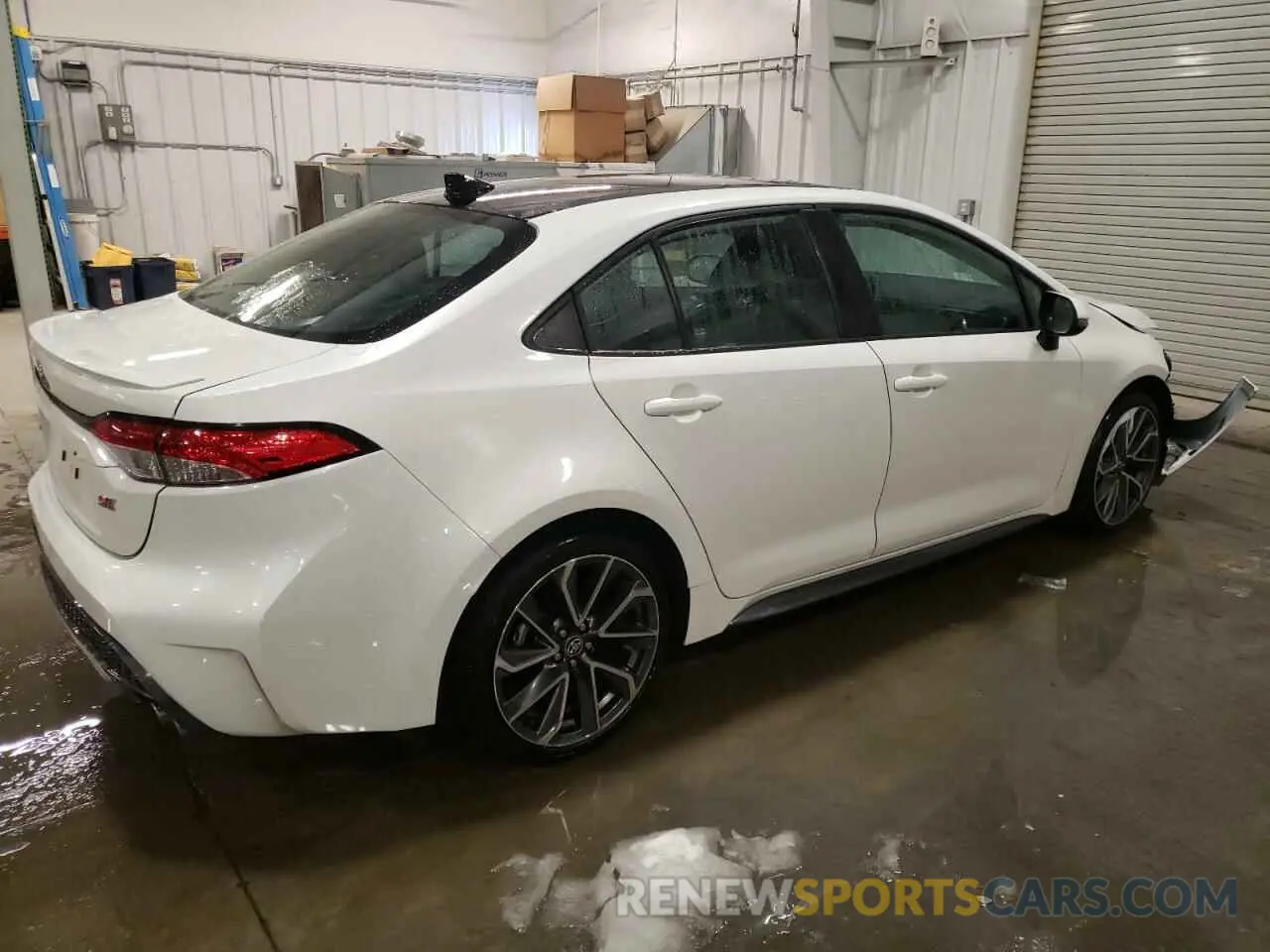 3 Photograph of a damaged car 5YFP4MCE2MP074176 TOYOTA COROLLA 2021