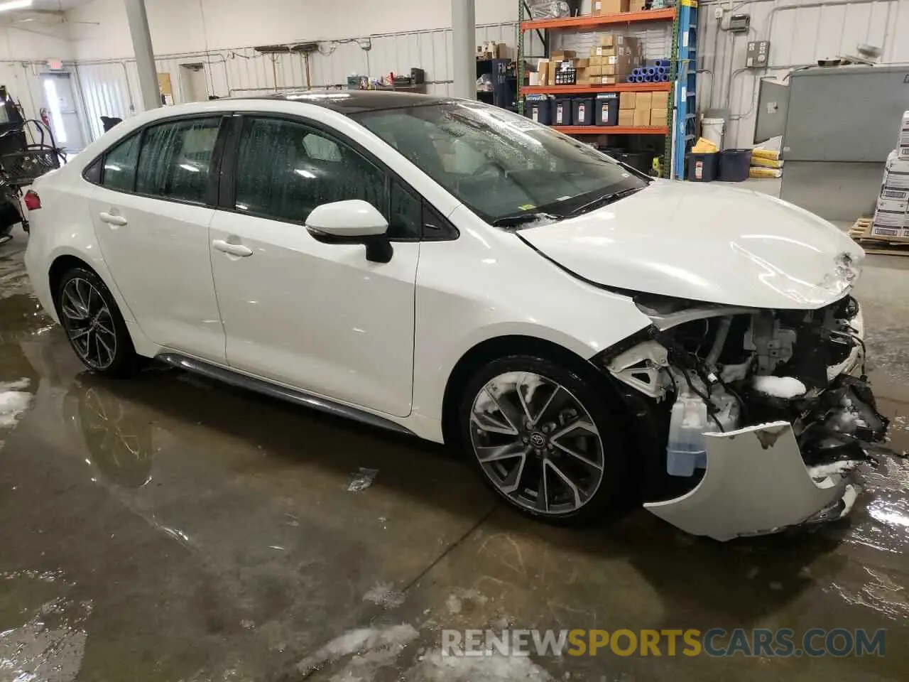 4 Photograph of a damaged car 5YFP4MCE2MP074176 TOYOTA COROLLA 2021