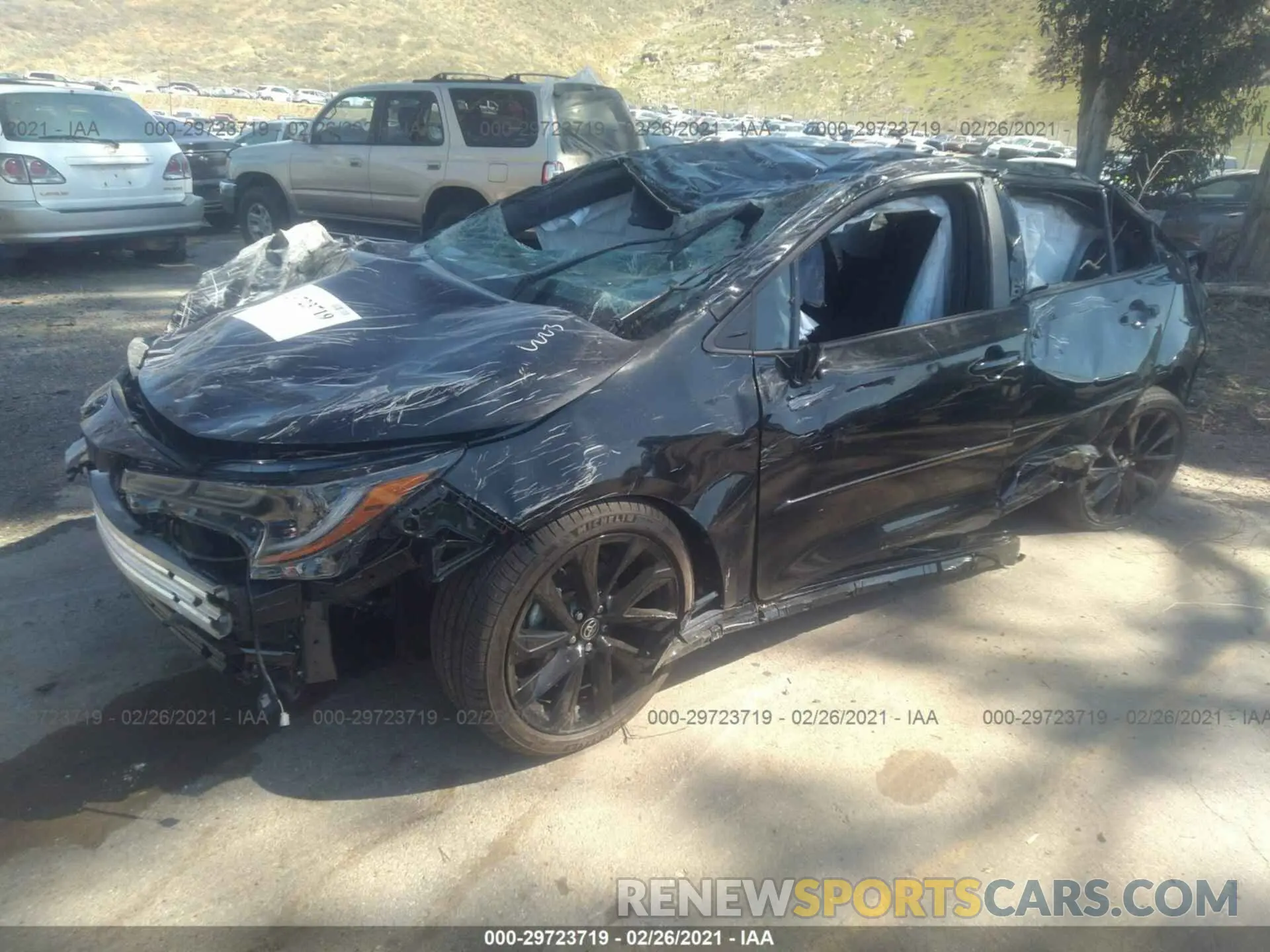 2 Photograph of a damaged car 5YFS4MCE0MP059007 TOYOTA COROLLA 2021