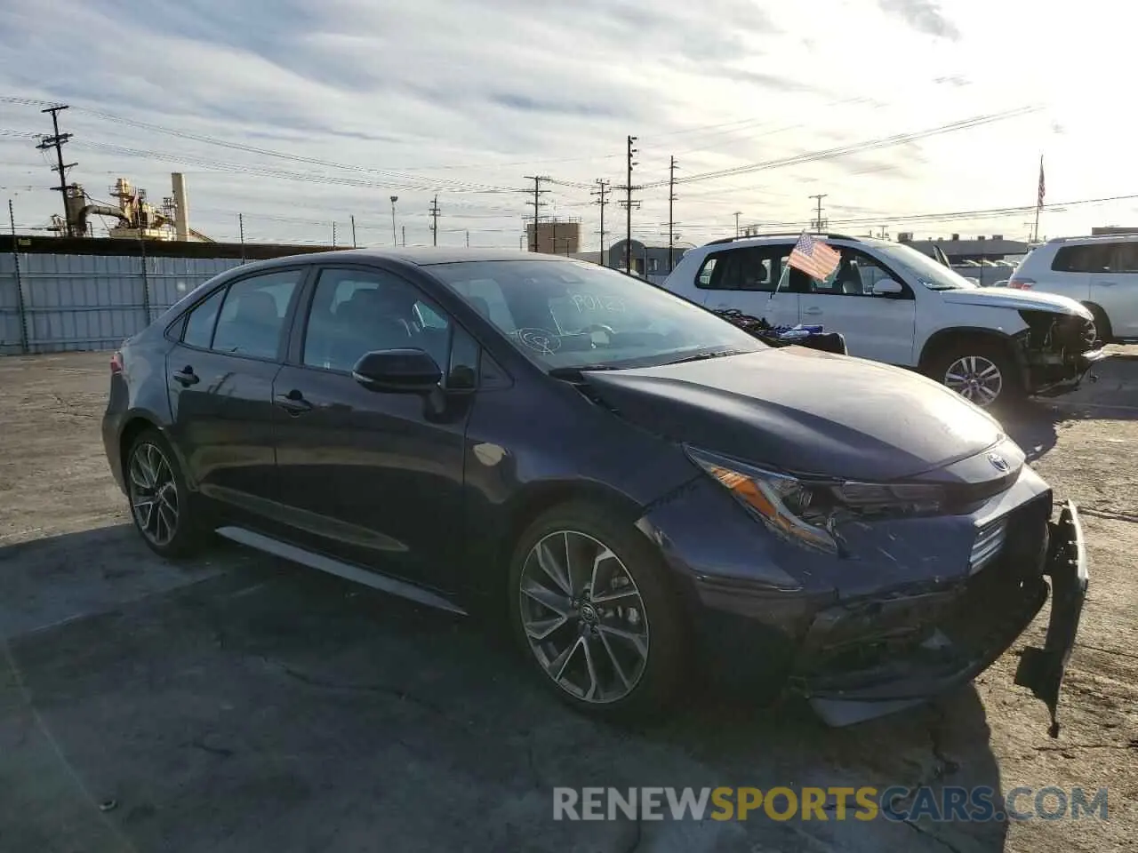 4 Photograph of a damaged car 5YFS4MCE0MP066992 TOYOTA COROLLA 2021