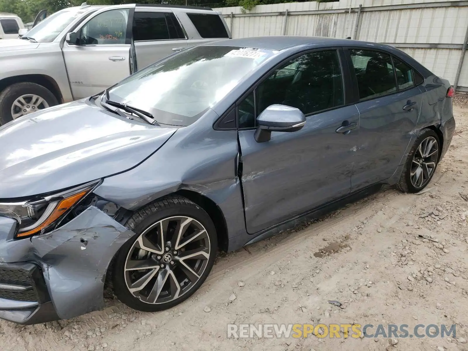 9 Photograph of a damaged car 5YFS4MCE0MP081394 TOYOTA COROLLA 2021