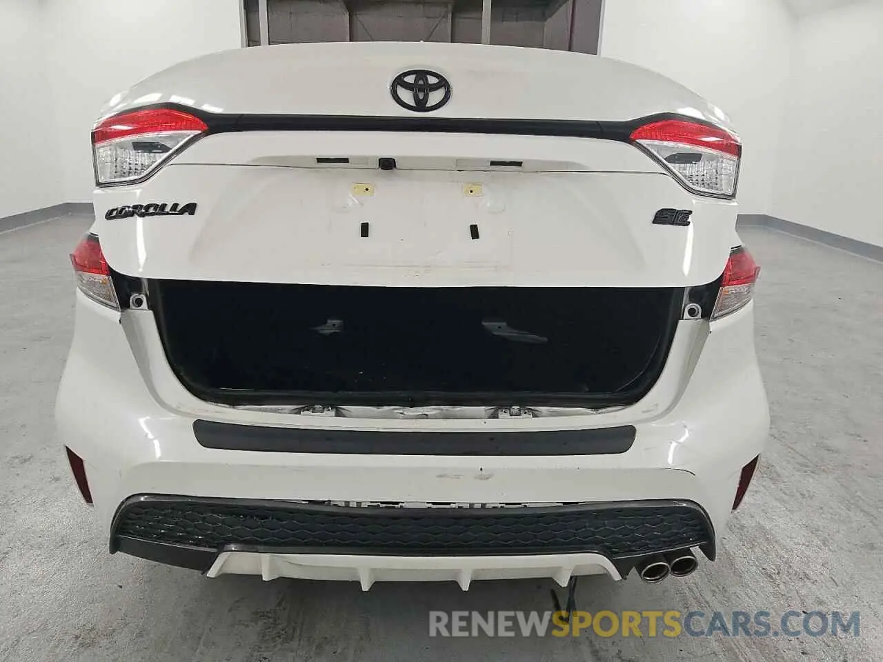 6 Photograph of a damaged car 5YFS4MCE0MP094940 TOYOTA COROLLA 2021