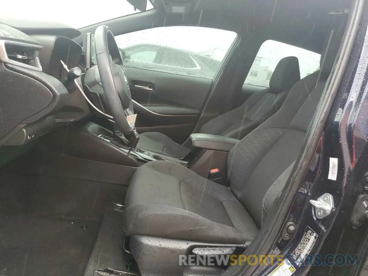 7 Photograph of a damaged car 5YFS4MCE0MP096591 TOYOTA COROLLA 2021