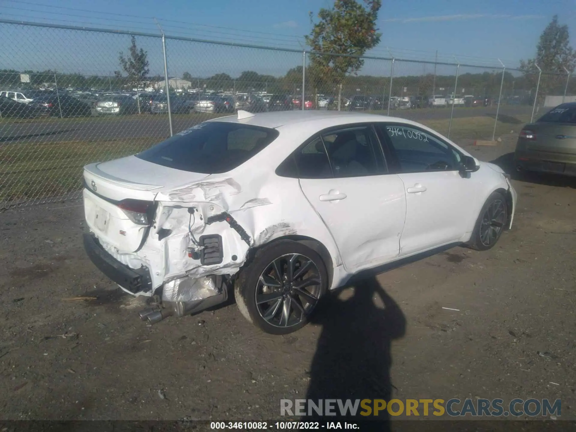 4 Photograph of a damaged car 5YFS4MCE2MP071692 TOYOTA COROLLA 2021