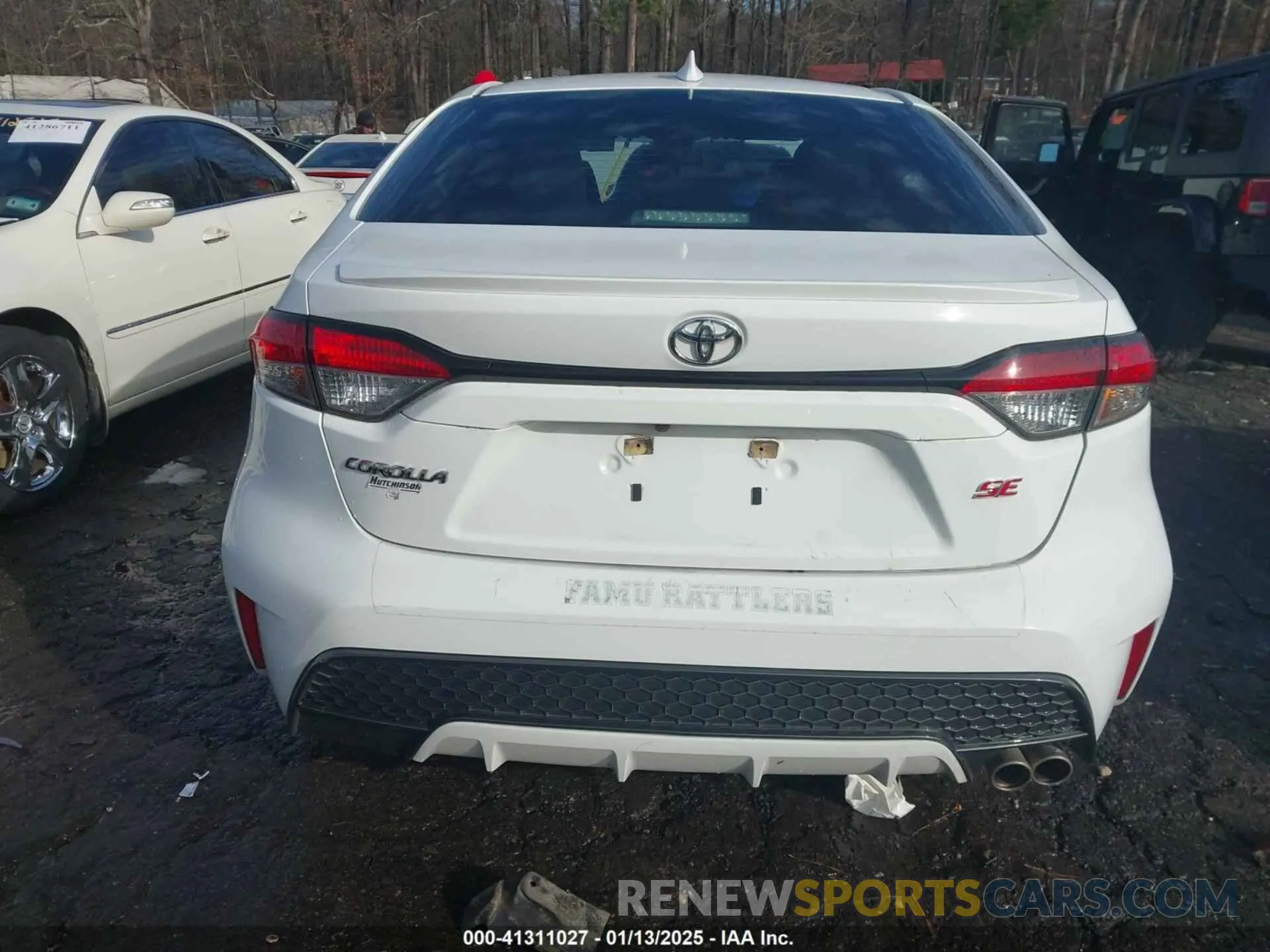 16 Photograph of a damaged car 5YFS4MCE3MP059499 TOYOTA COROLLA 2021
