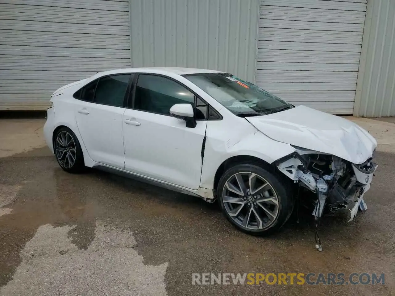 4 Photograph of a damaged car 5YFS4MCE3MP071880 TOYOTA COROLLA 2021