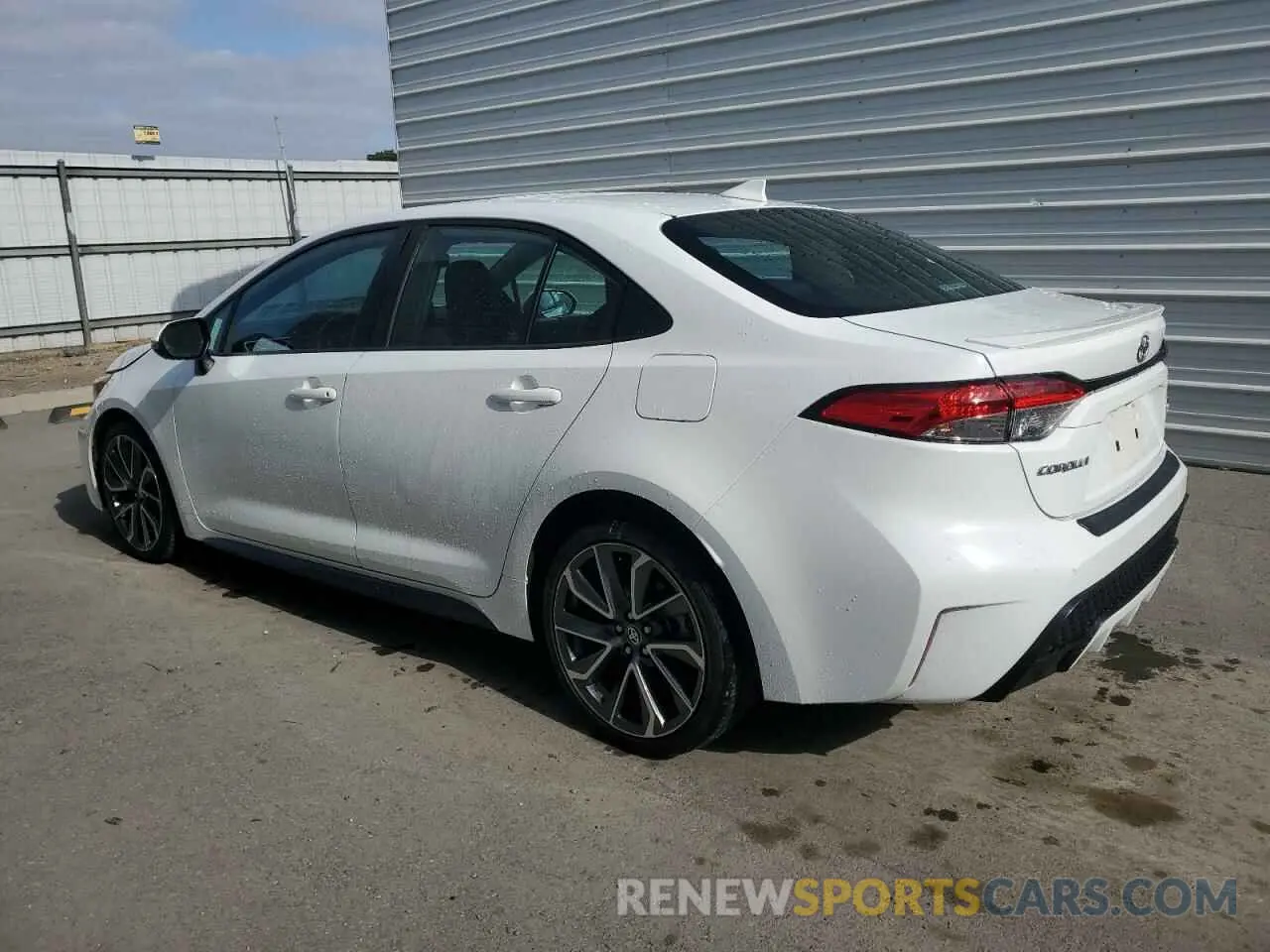 2 Photograph of a damaged car 5YFS4MCE3MP072639 TOYOTA COROLLA 2021