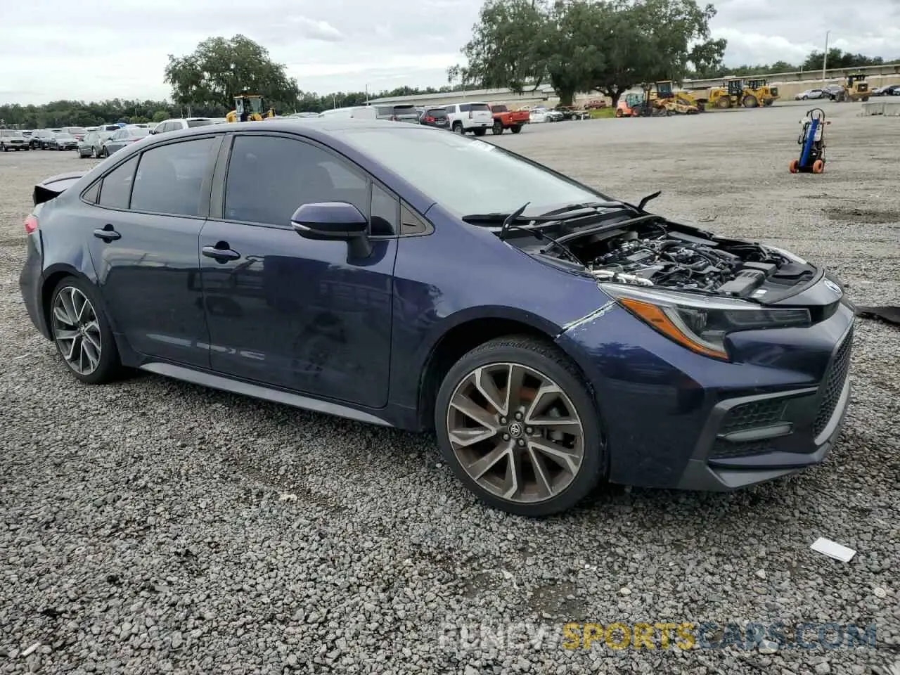 4 Photograph of a damaged car 5YFS4MCE3MP084967 TOYOTA COROLLA 2021