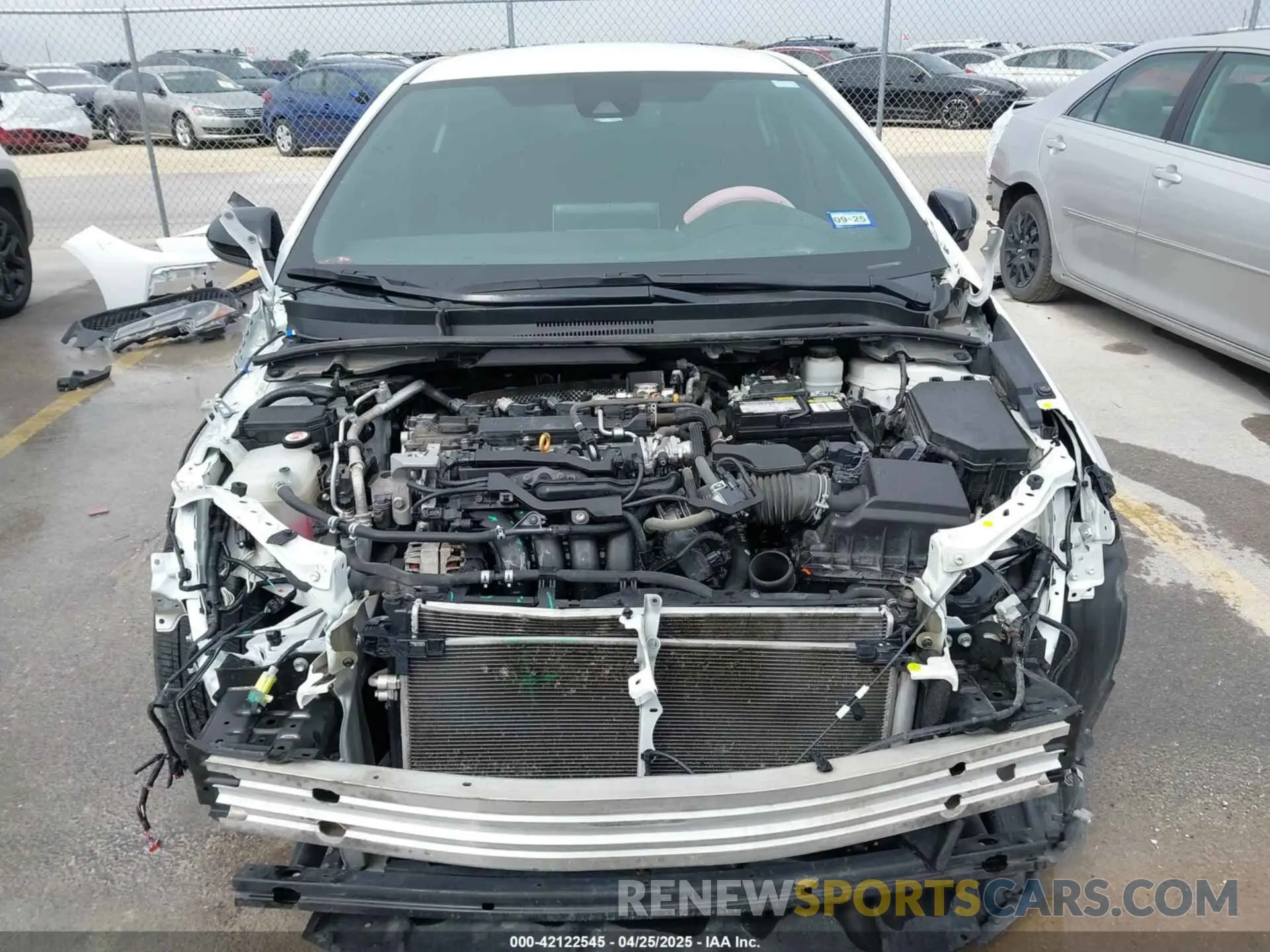 13 Photograph of a damaged car 5YFS4MCE4MP073282 TOYOTA COROLLA 2021