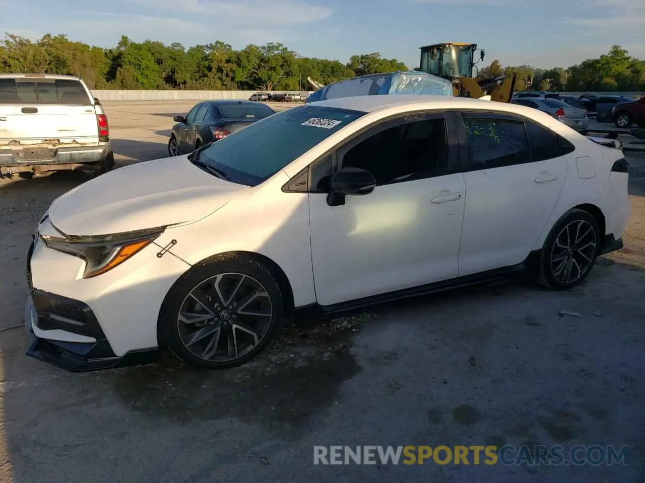 1 Photograph of a damaged car 5YFS4MCE6MP059075 TOYOTA COROLLA 2021