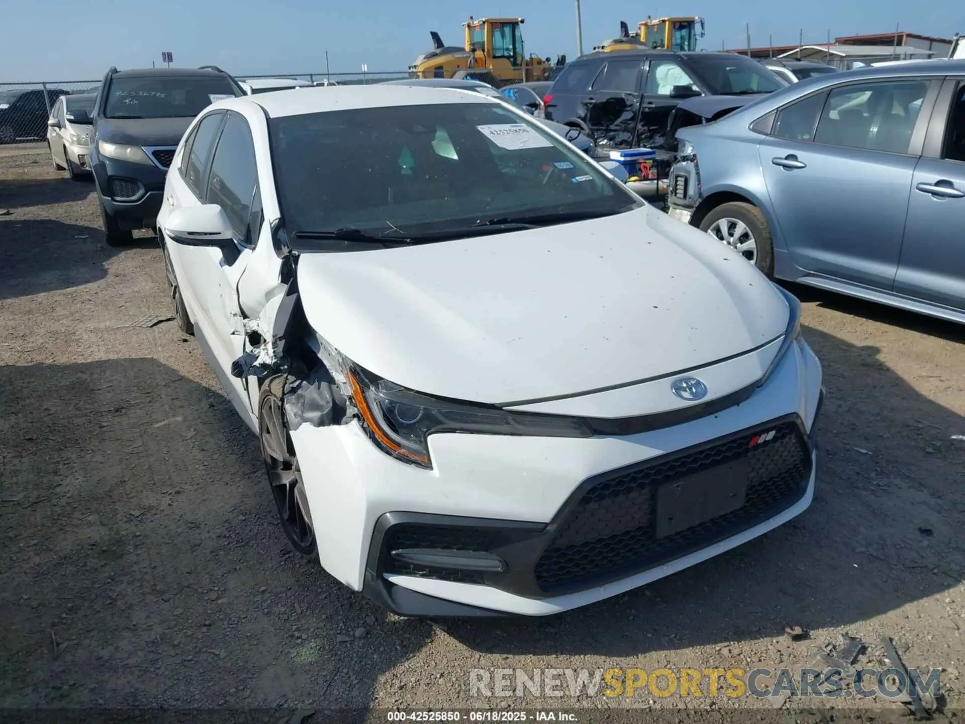 1 Photograph of a damaged car 5YFS4MCE7MP060039 TOYOTA COROLLA 2021