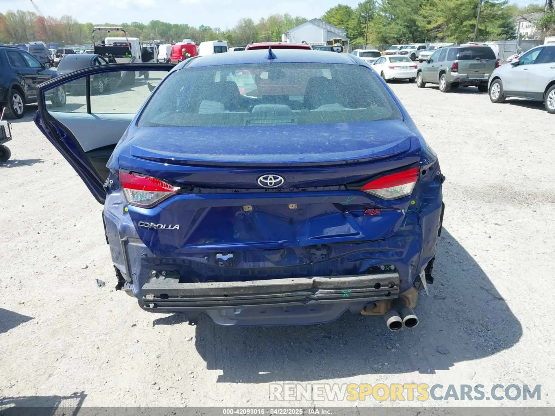 19 Photograph of a damaged car 5YFS4MCE7MP073230 TOYOTA COROLLA 2021