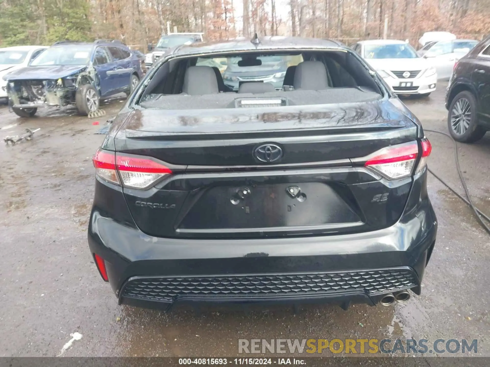 17 Photograph of a damaged car 5YFS4MCE8MP061751 TOYOTA COROLLA 2021