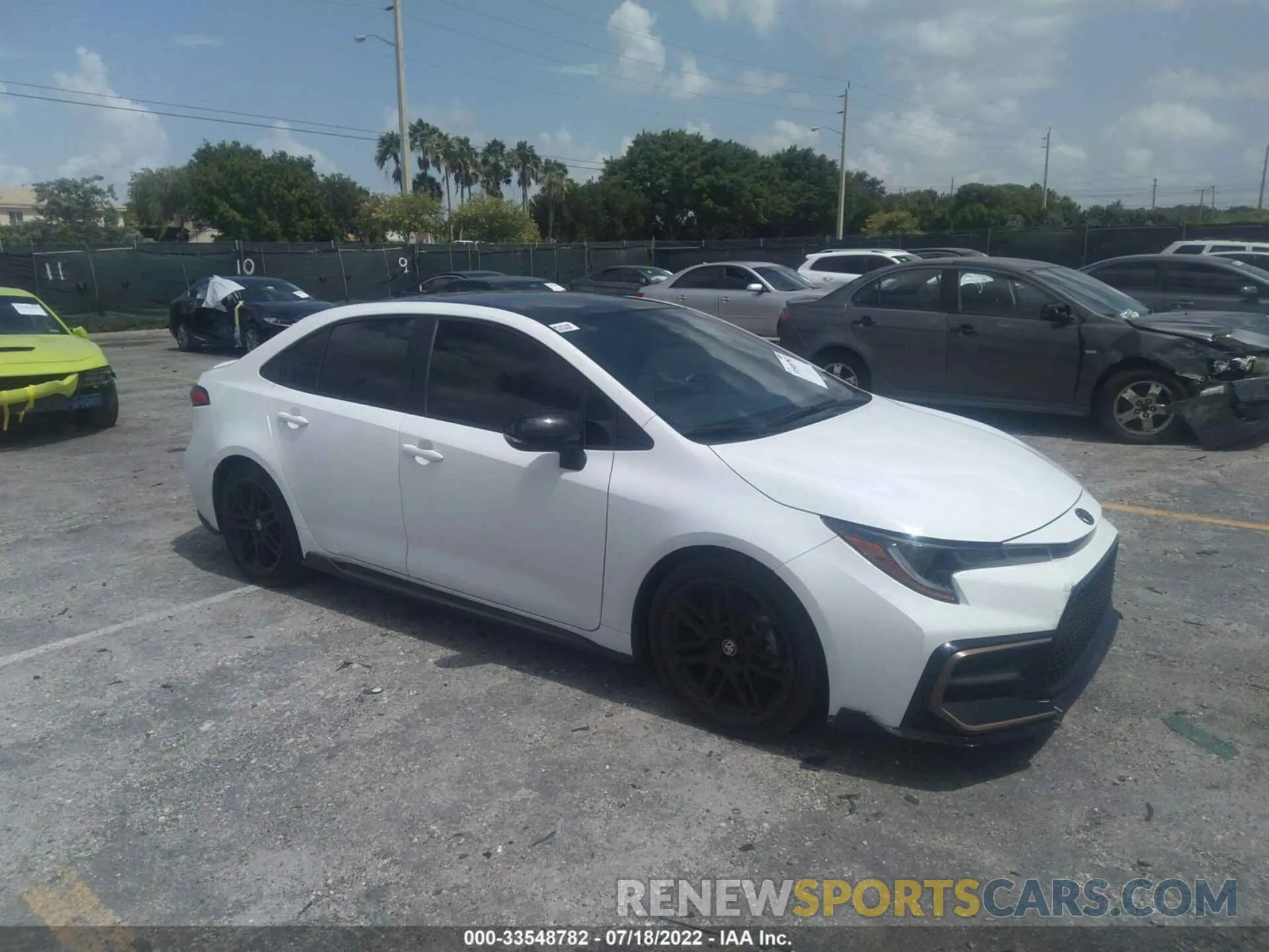 1 Photograph of a damaged car 5YFS4MCE8MP087900 TOYOTA COROLLA 2021