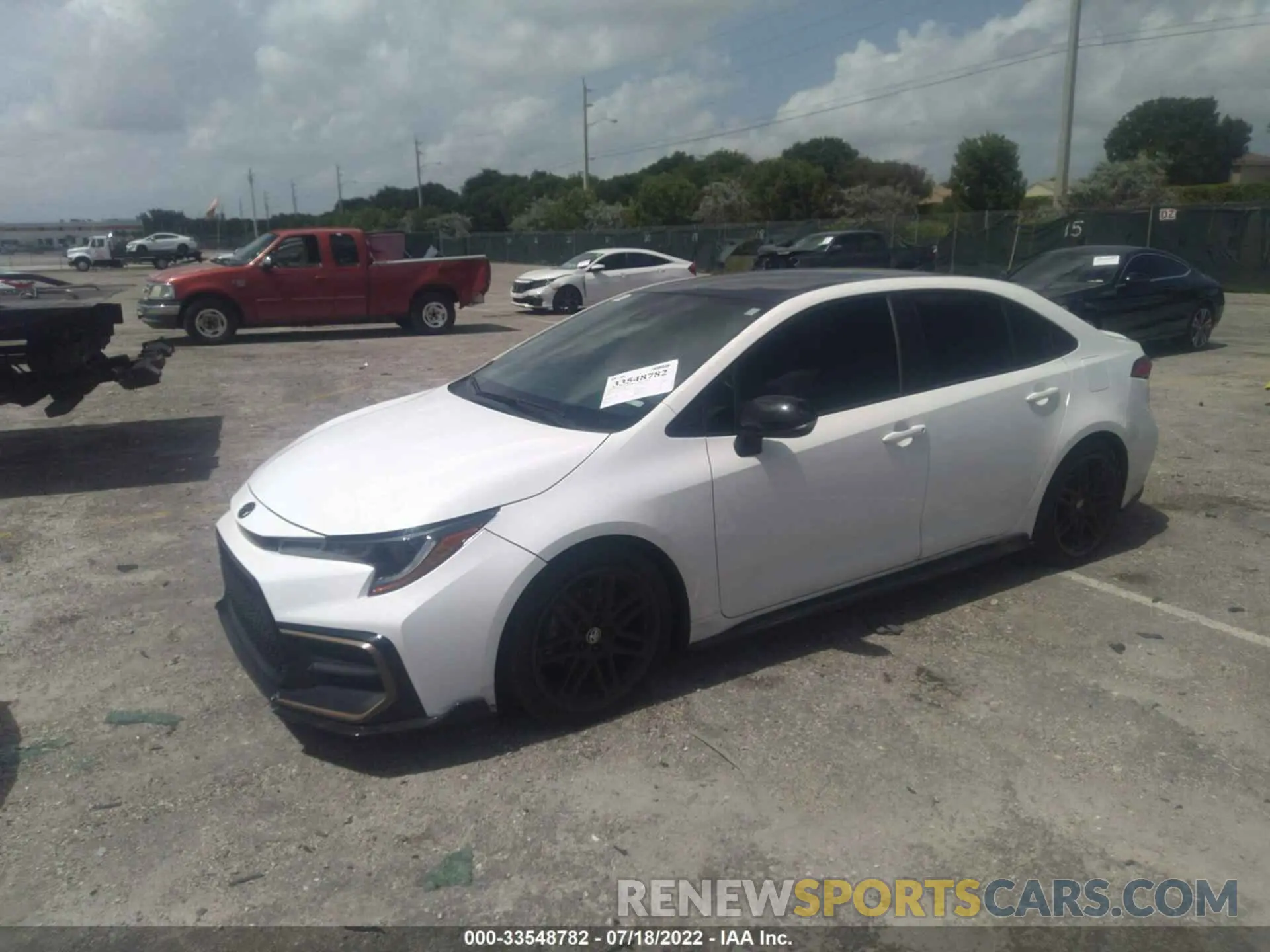 2 Photograph of a damaged car 5YFS4MCE8MP087900 TOYOTA COROLLA 2021