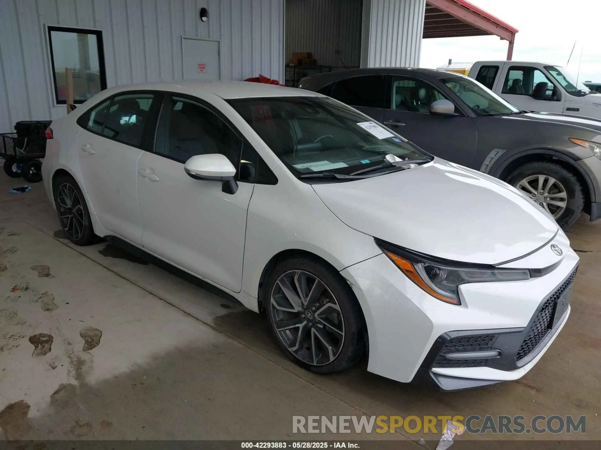 1 Photograph of a damaged car 5YFS4MCE9MP072127 TOYOTA COROLLA 2021