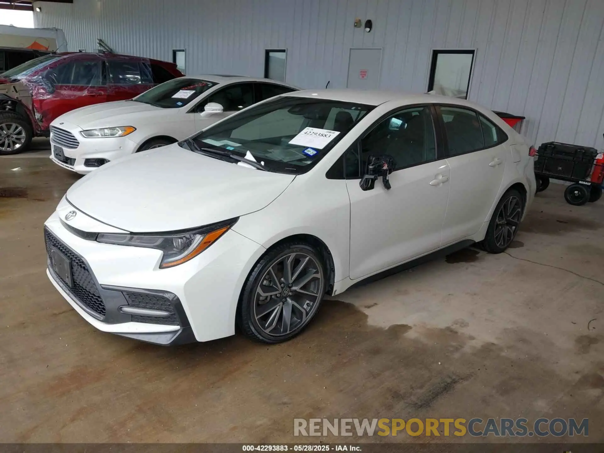 2 Photograph of a damaged car 5YFS4MCE9MP072127 TOYOTA COROLLA 2021