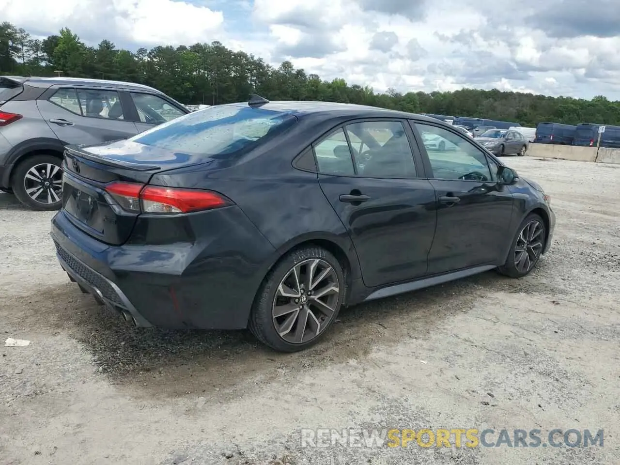 3 Photograph of a damaged car 5YFT4MCE1MP089802 TOYOTA COROLLA 2021