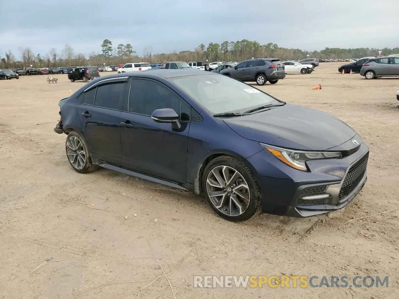 4 Photograph of a damaged car 5YFT4MCE1MP092604 TOYOTA COROLLA 2021
