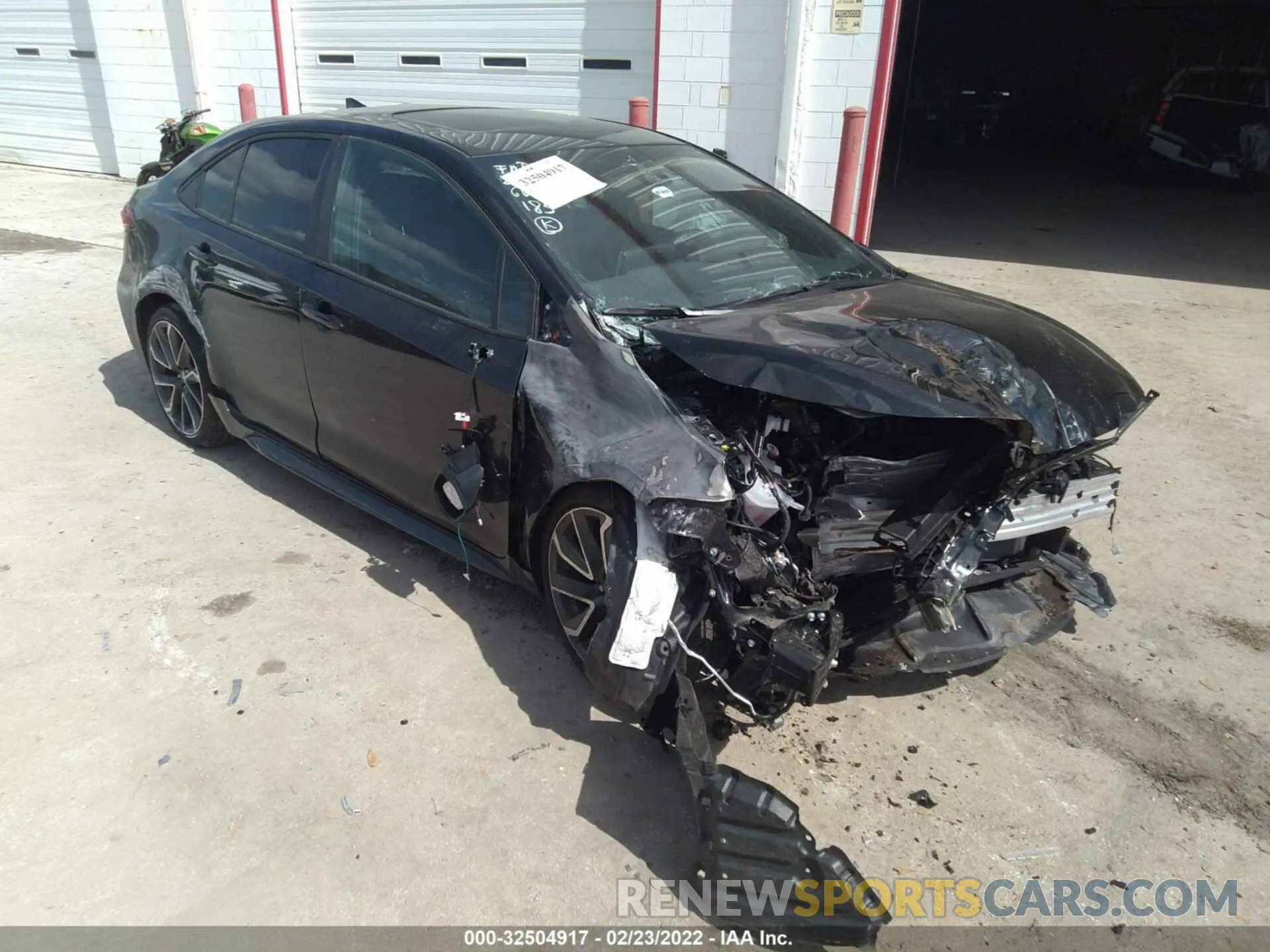 1 Photograph of a damaged car 5YFT4MCE1MP096085 TOYOTA COROLLA 2021