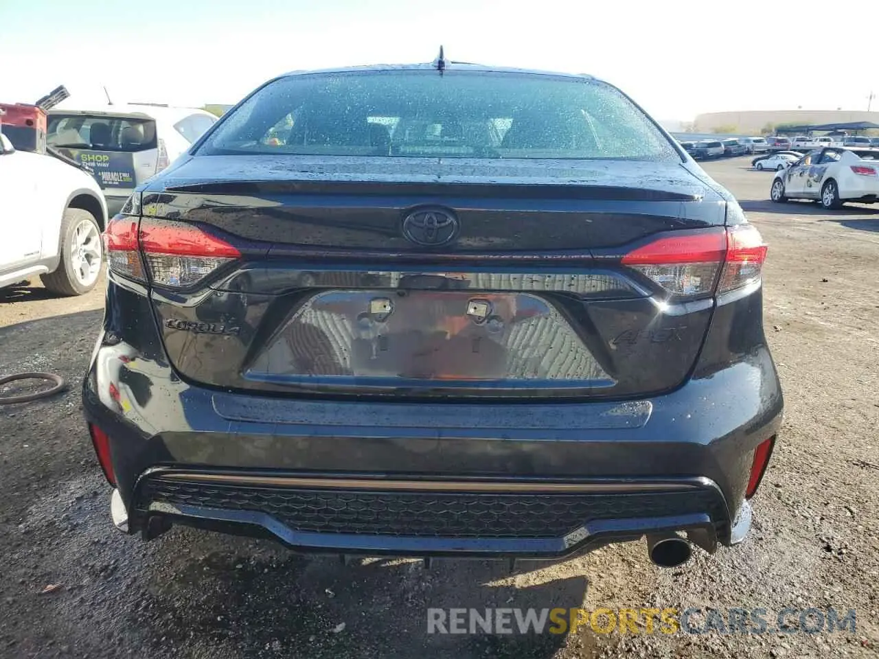 6 Photograph of a damaged car 5YFT4MCE2MP091011 TOYOTA COROLLA 2021