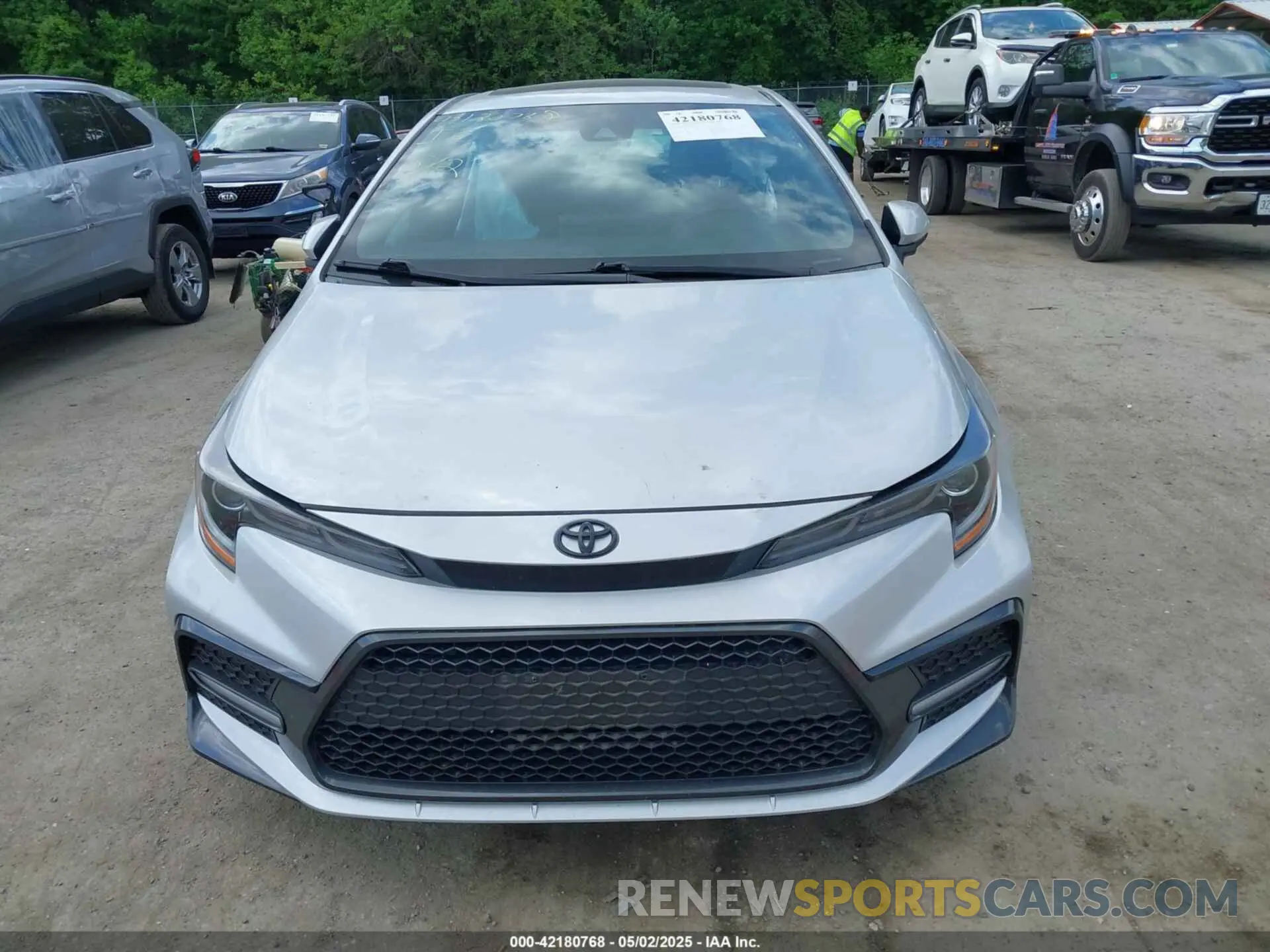 12 Photograph of a damaged car 5YFT4MCE5MP093545 TOYOTA COROLLA 2021