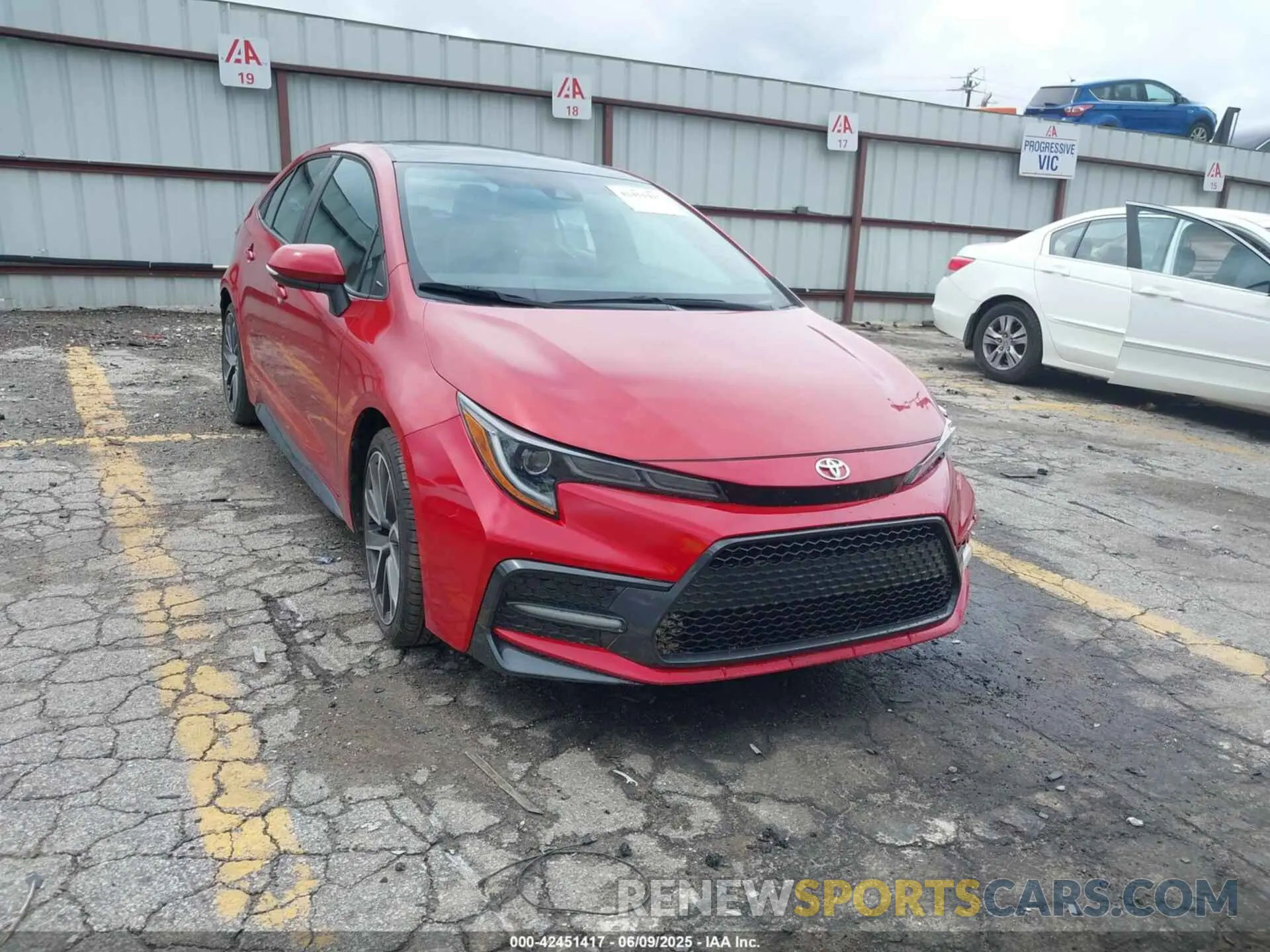 1 Photograph of a damaged car 5YFT4MCE7MP095443 TOYOTA COROLLA 2021
