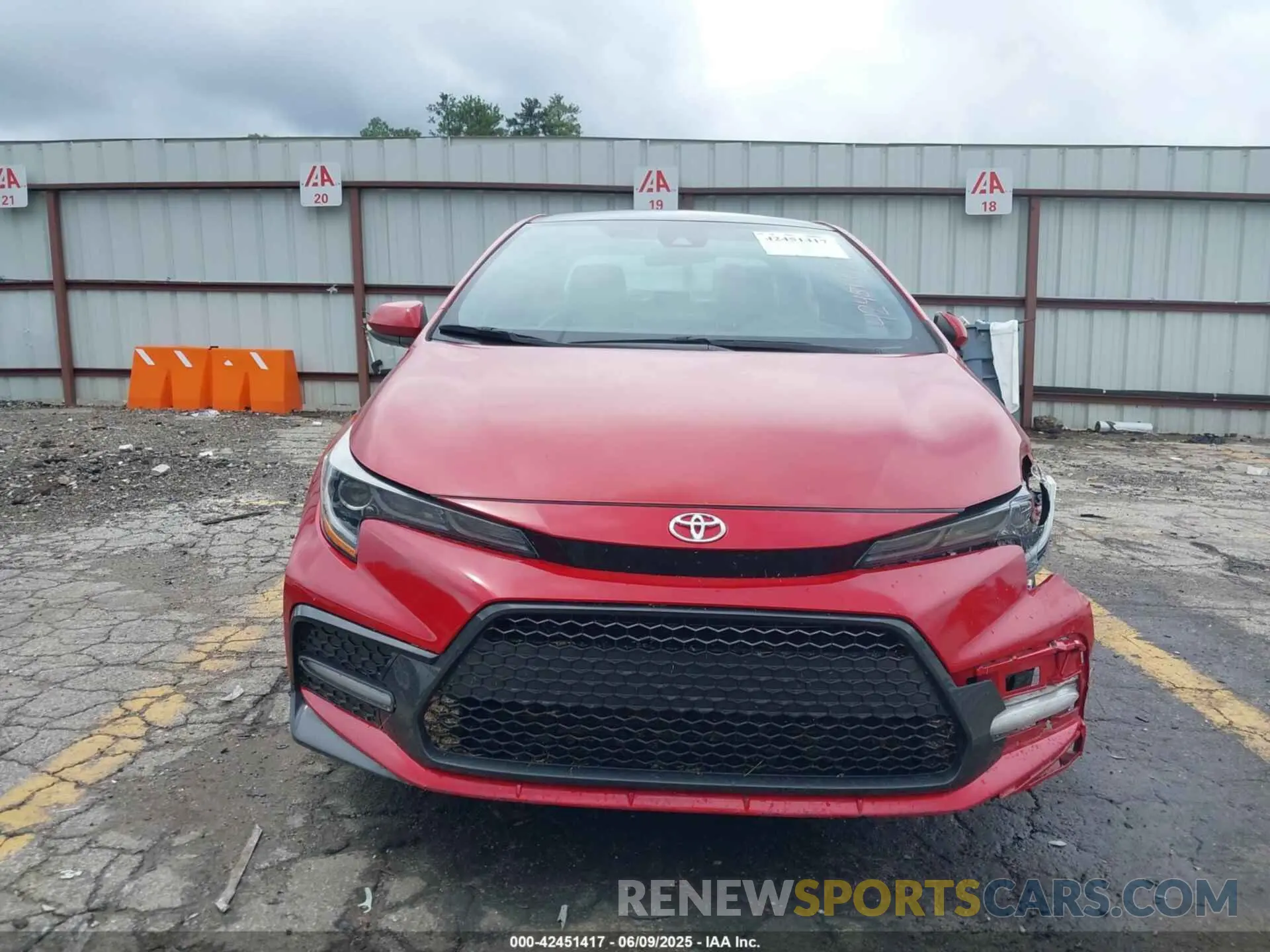 12 Photograph of a damaged car 5YFT4MCE7MP095443 TOYOTA COROLLA 2021