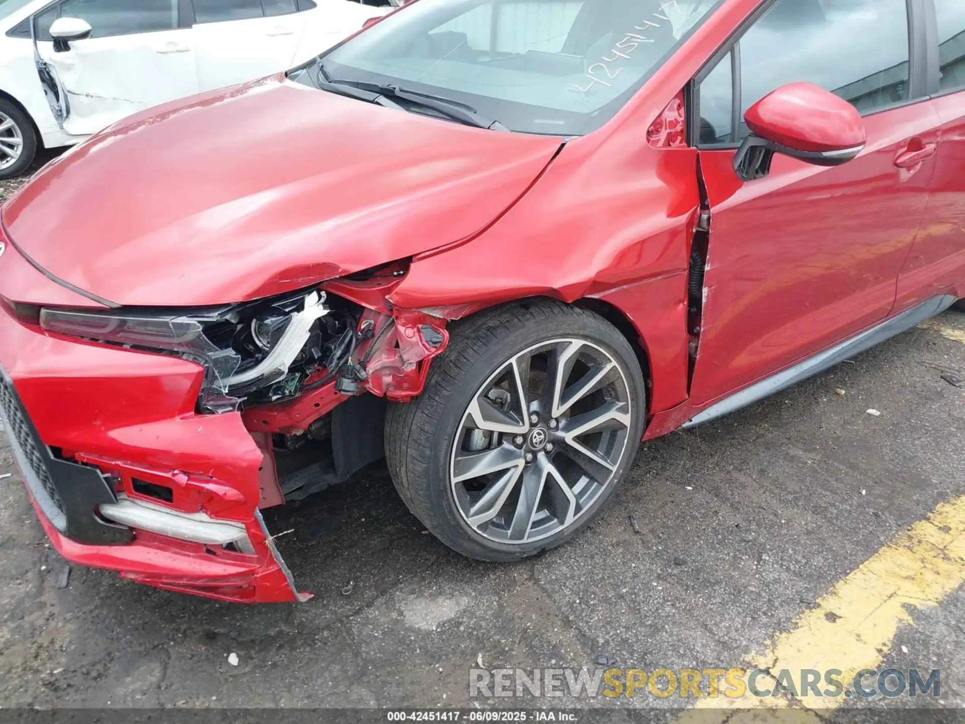 6 Photograph of a damaged car 5YFT4MCE7MP095443 TOYOTA COROLLA 2021