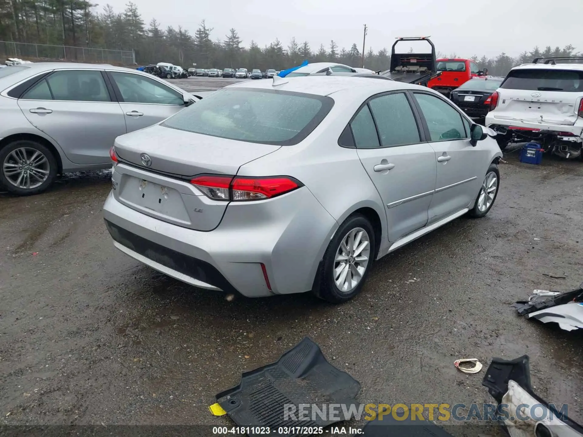 4 Photograph of a damaged car 5YFVPMAE5MP266547 TOYOTA COROLLA 2021