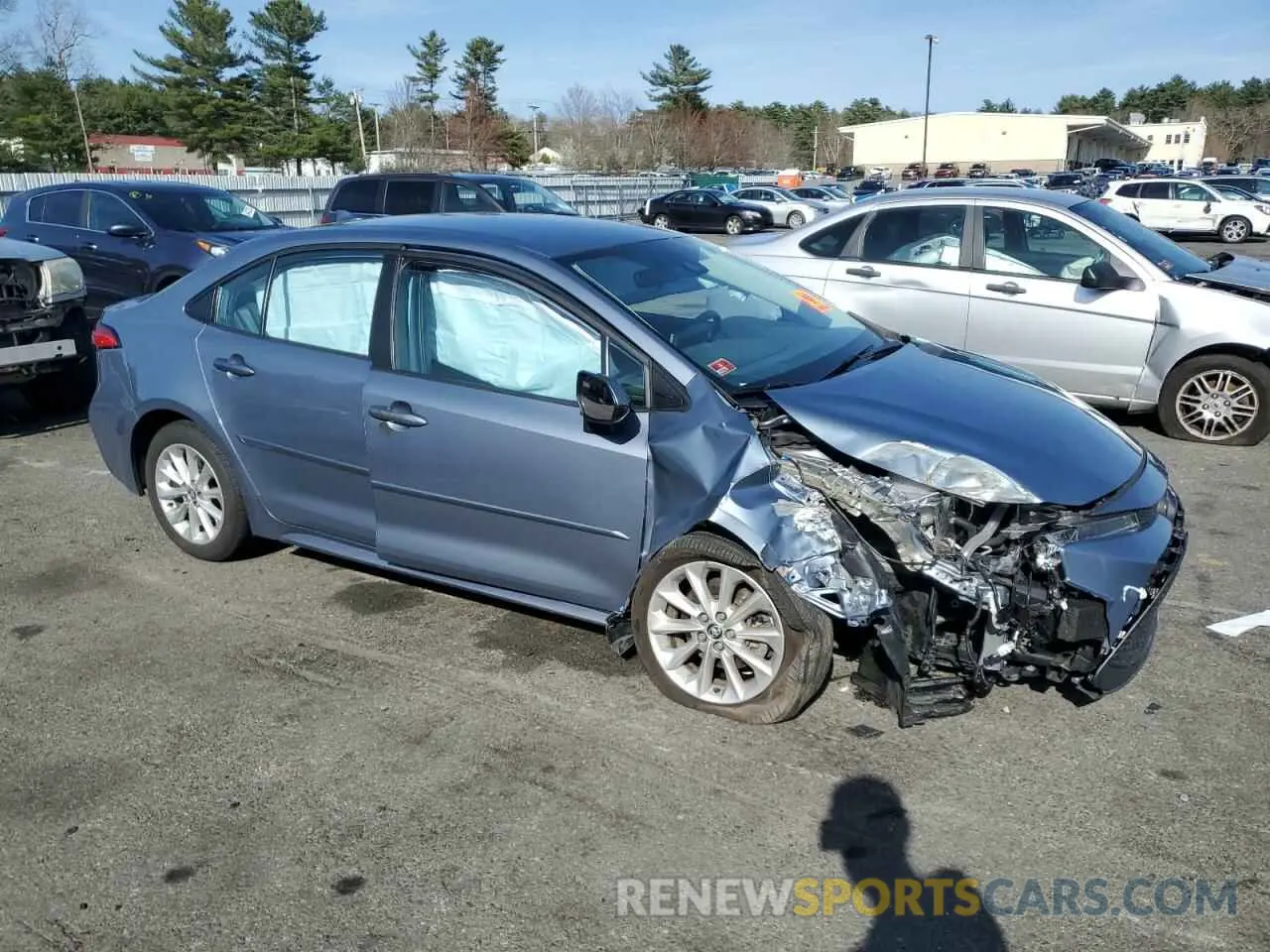 4 Photograph of a damaged car 5YFVPMAE8MP248205 TOYOTA COROLLA 2021