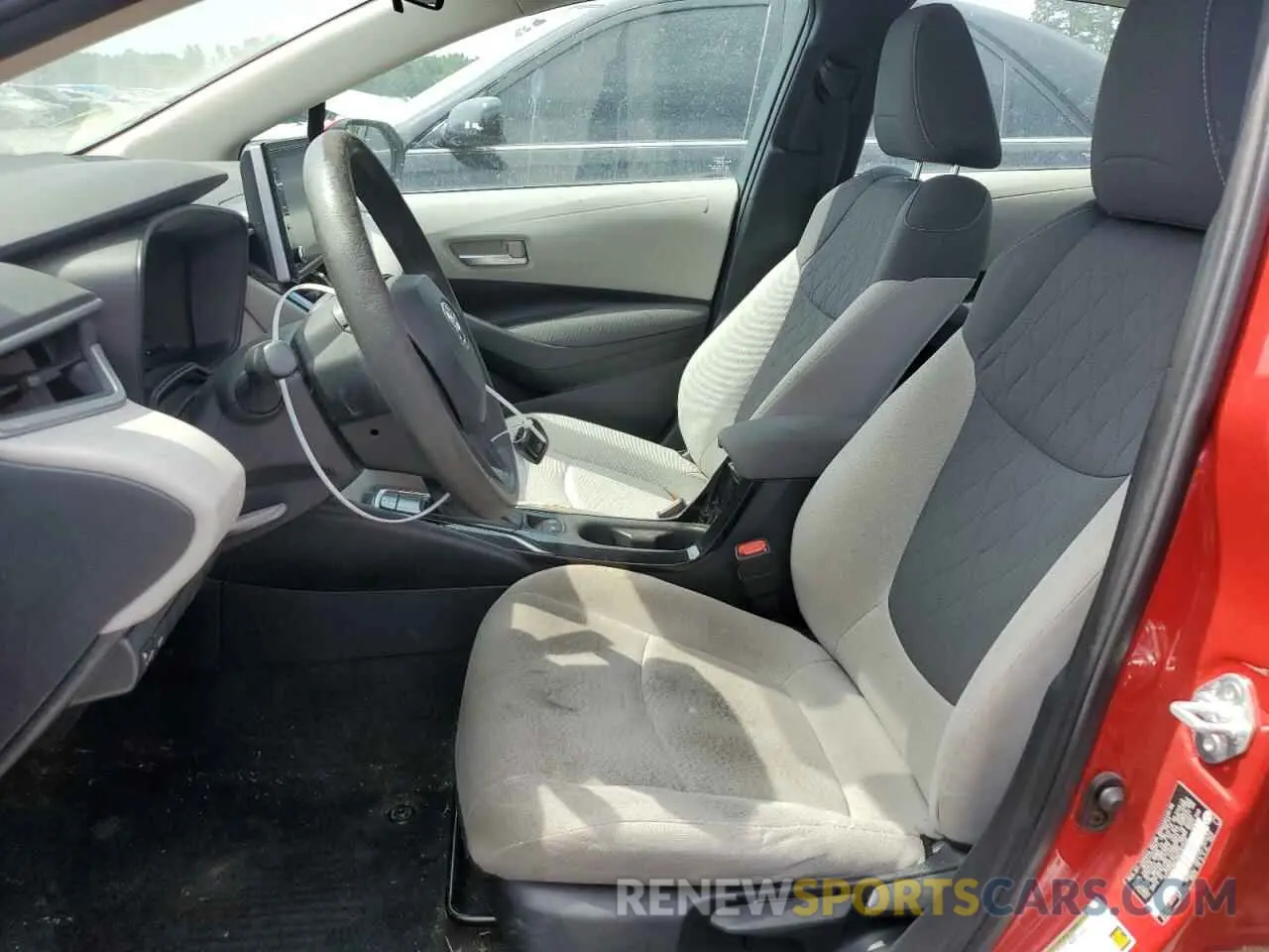 7 Photograph of a damaged car 5YFVPMAE9MP263540 TOYOTA COROLLA 2021