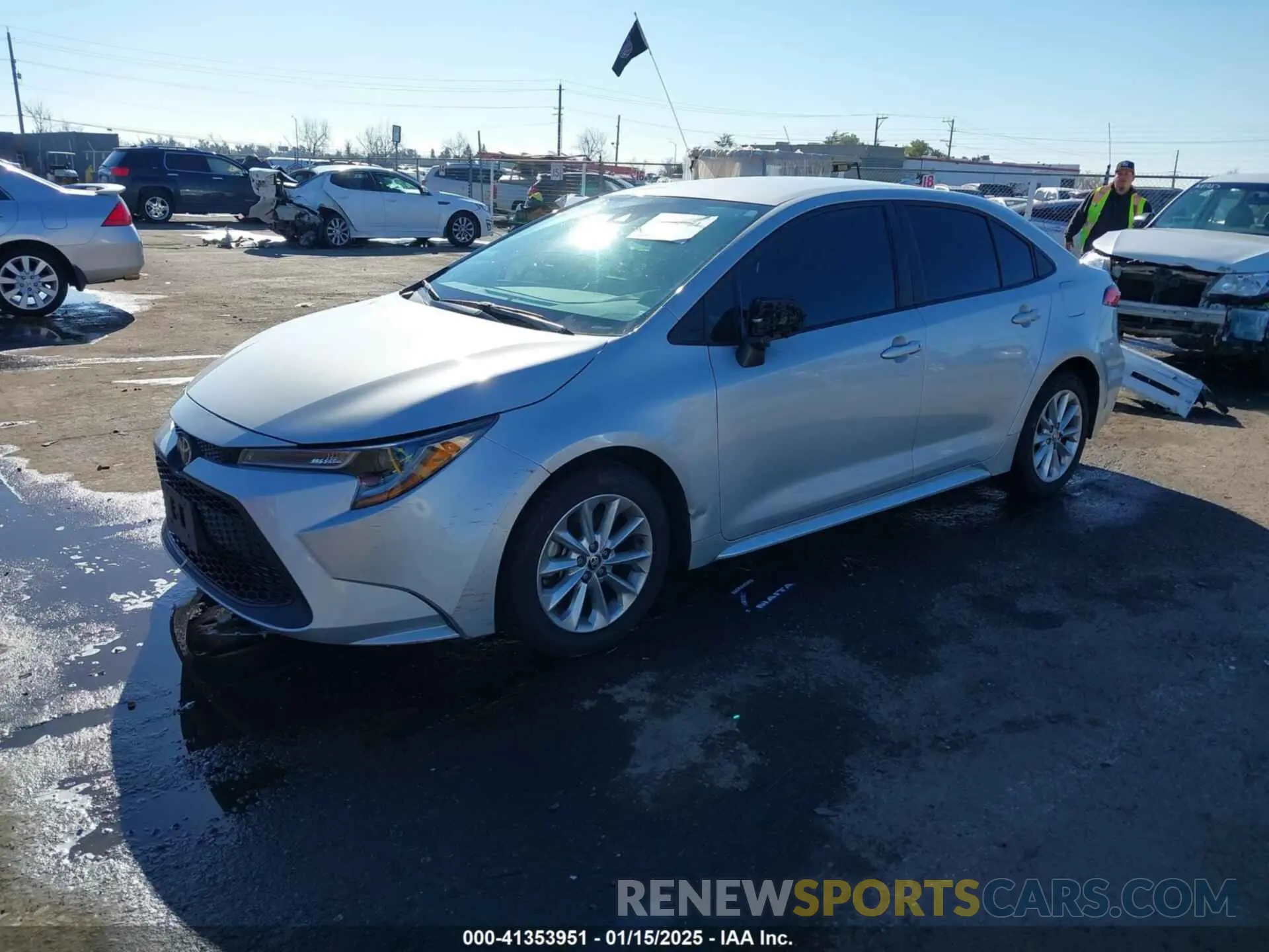 2 Фотография поврежденного автомобиля 5YFVPMAE9MP263697 TOYOTA COROLLA 2021