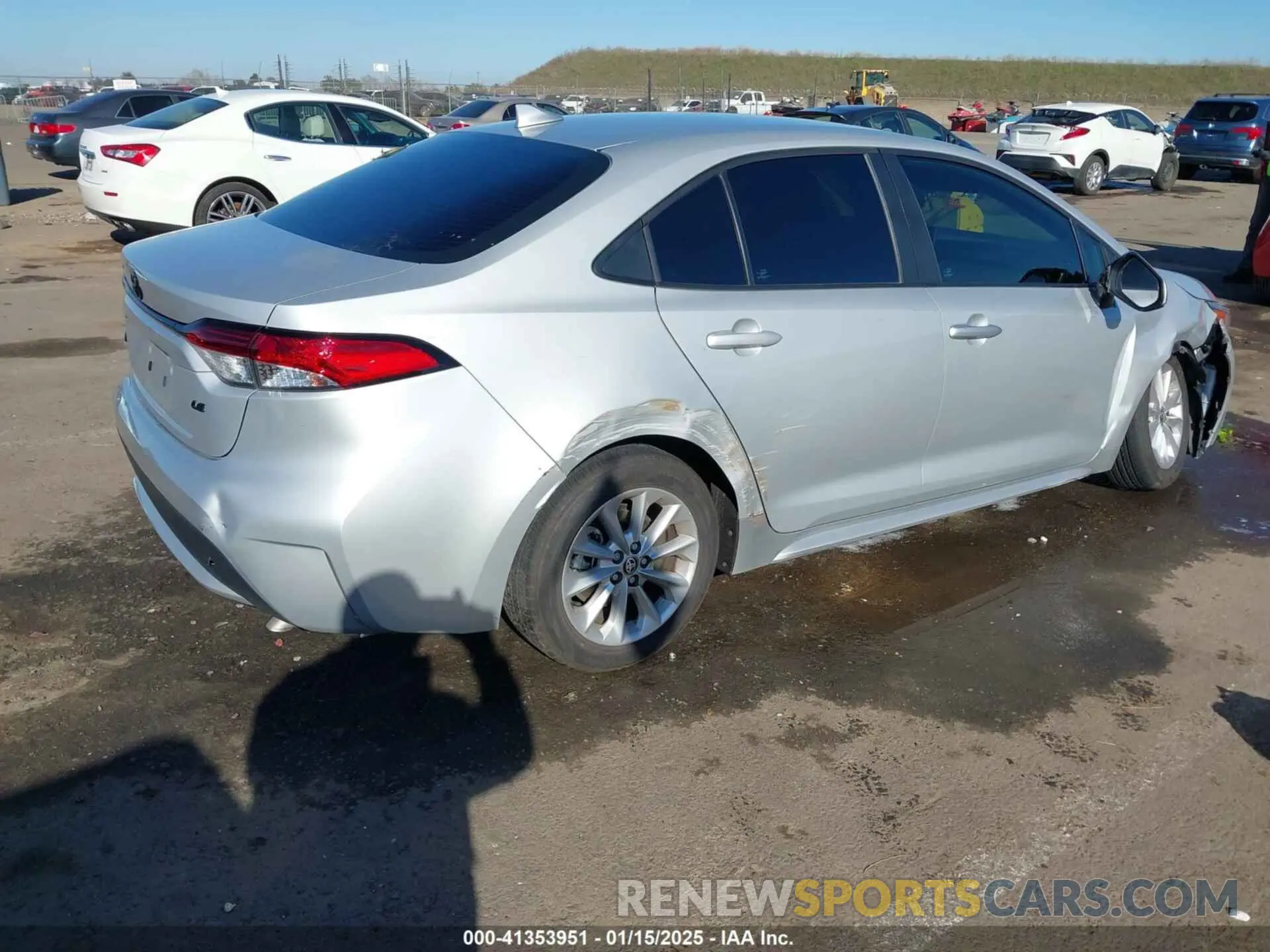 4 Фотография поврежденного автомобиля 5YFVPMAE9MP263697 TOYOTA COROLLA 2021