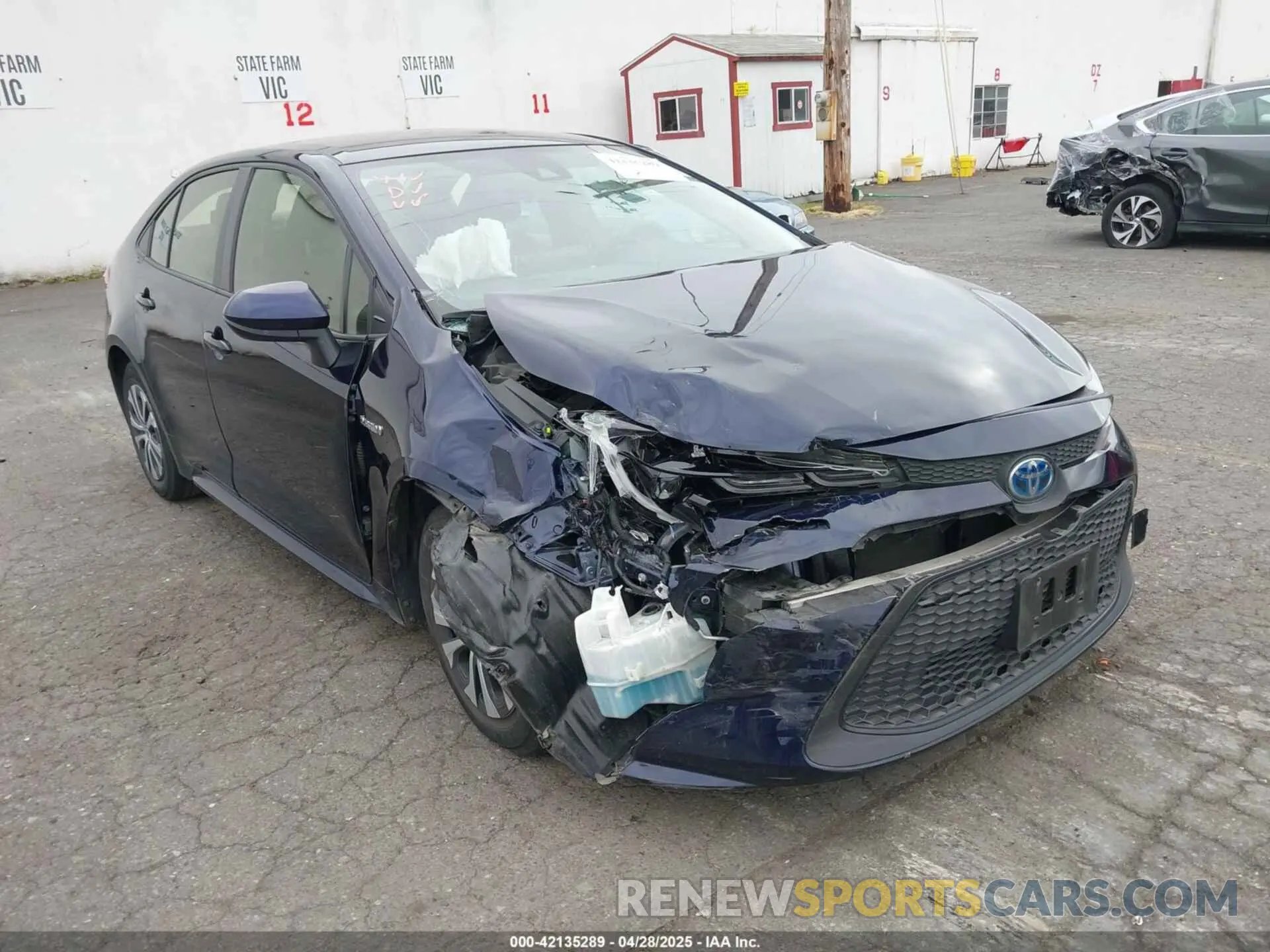 1 Photograph of a damaged car JTDEAMDE1MJ001447 TOYOTA COROLLA 2021