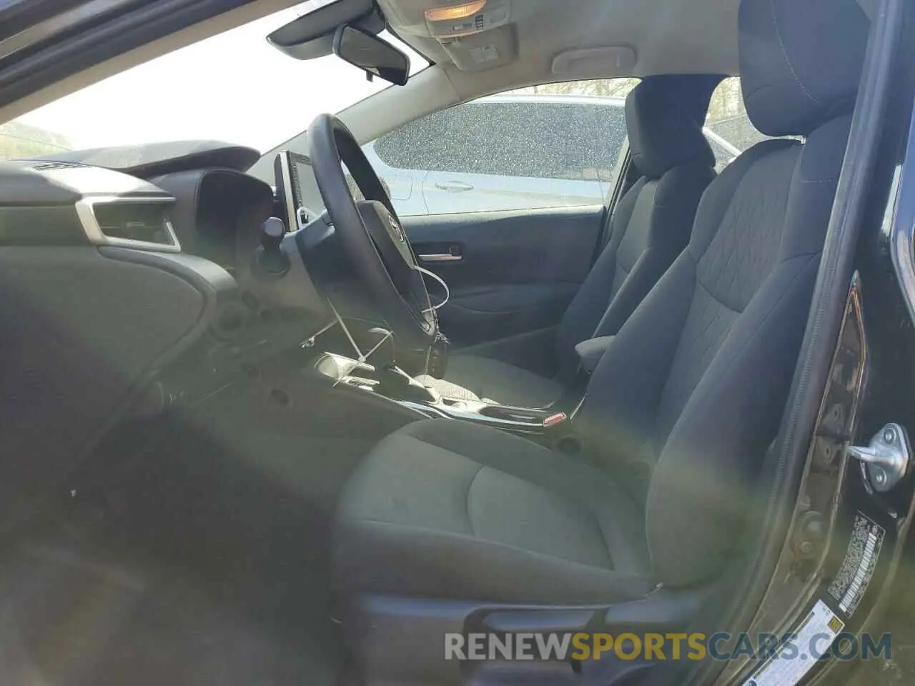 7 Photograph of a damaged car JTDEAMDE1MJ002887 TOYOTA COROLLA 2021
