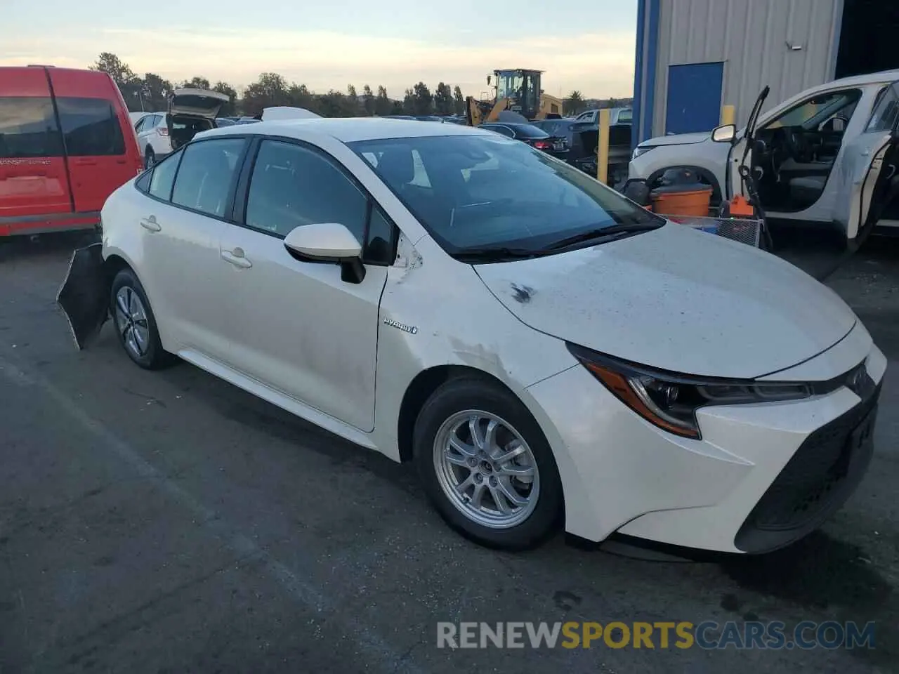 4 Photograph of a damaged car JTDEAMDE1MJ011377 TOYOTA COROLLA 2021