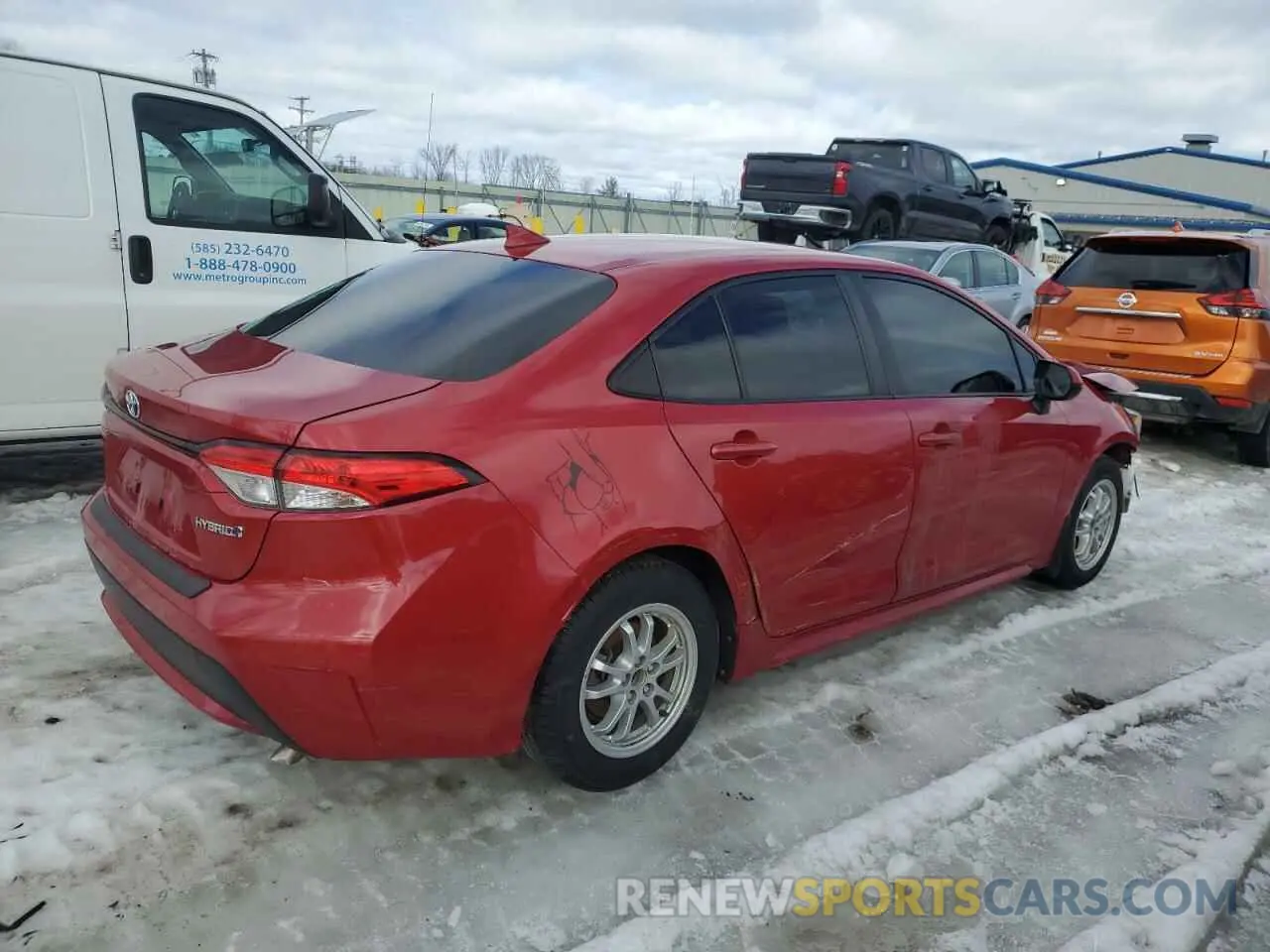 3 Фотография поврежденного автомобиля JTDEAMDE1MJ021858 TOYOTA COROLLA 2021
