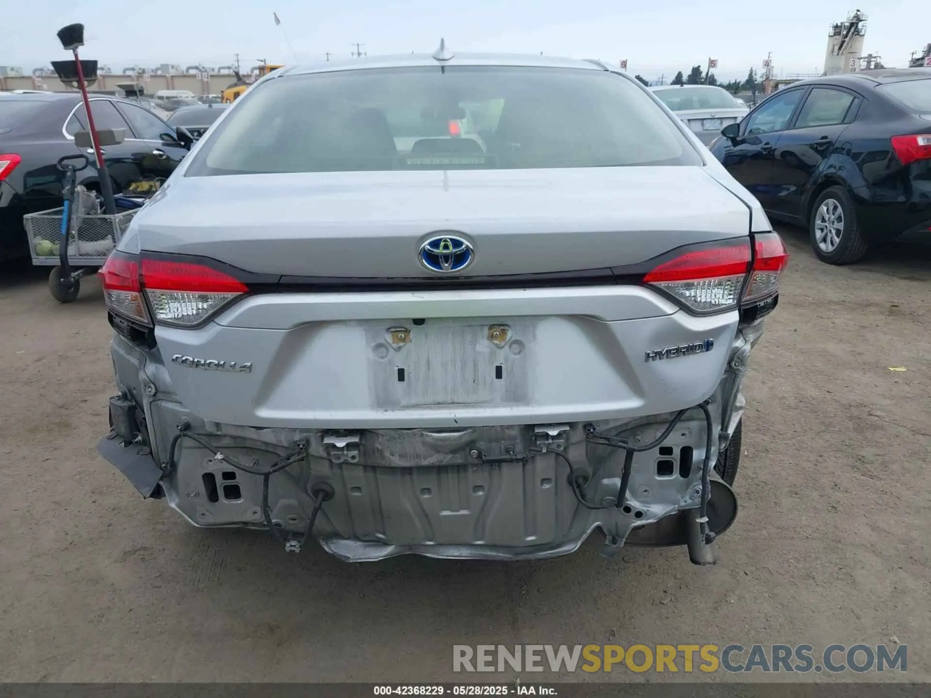 17 Фотография поврежденного автомобиля JTDEAMDE1MJ026932 TOYOTA COROLLA 2021
