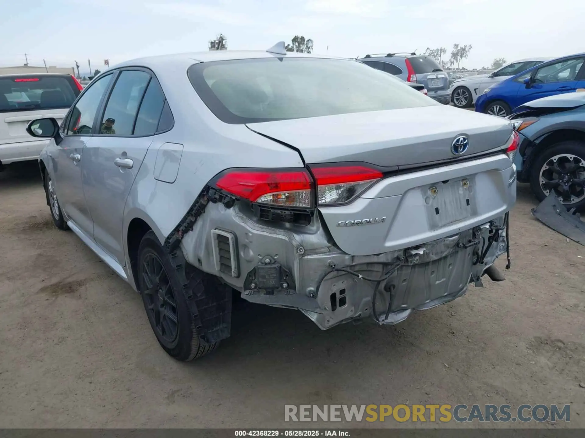 3 Фотография поврежденного автомобиля JTDEAMDE1MJ026932 TOYOTA COROLLA 2021